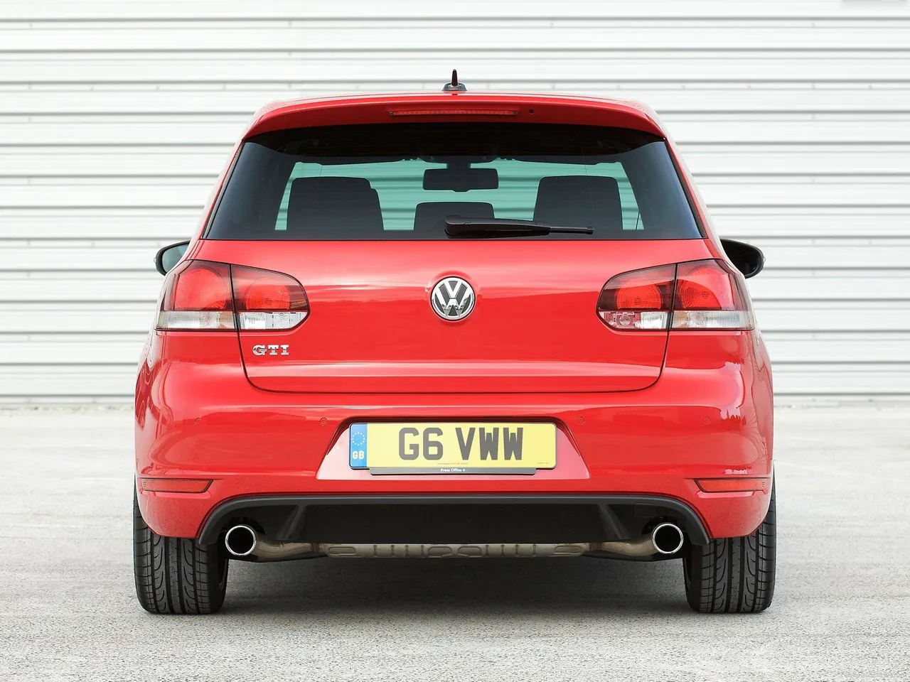 Volkswagen Golf GTI (2010) - Rear