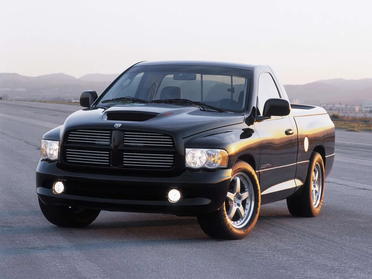 Dodge Ram SRT10 (2002)
