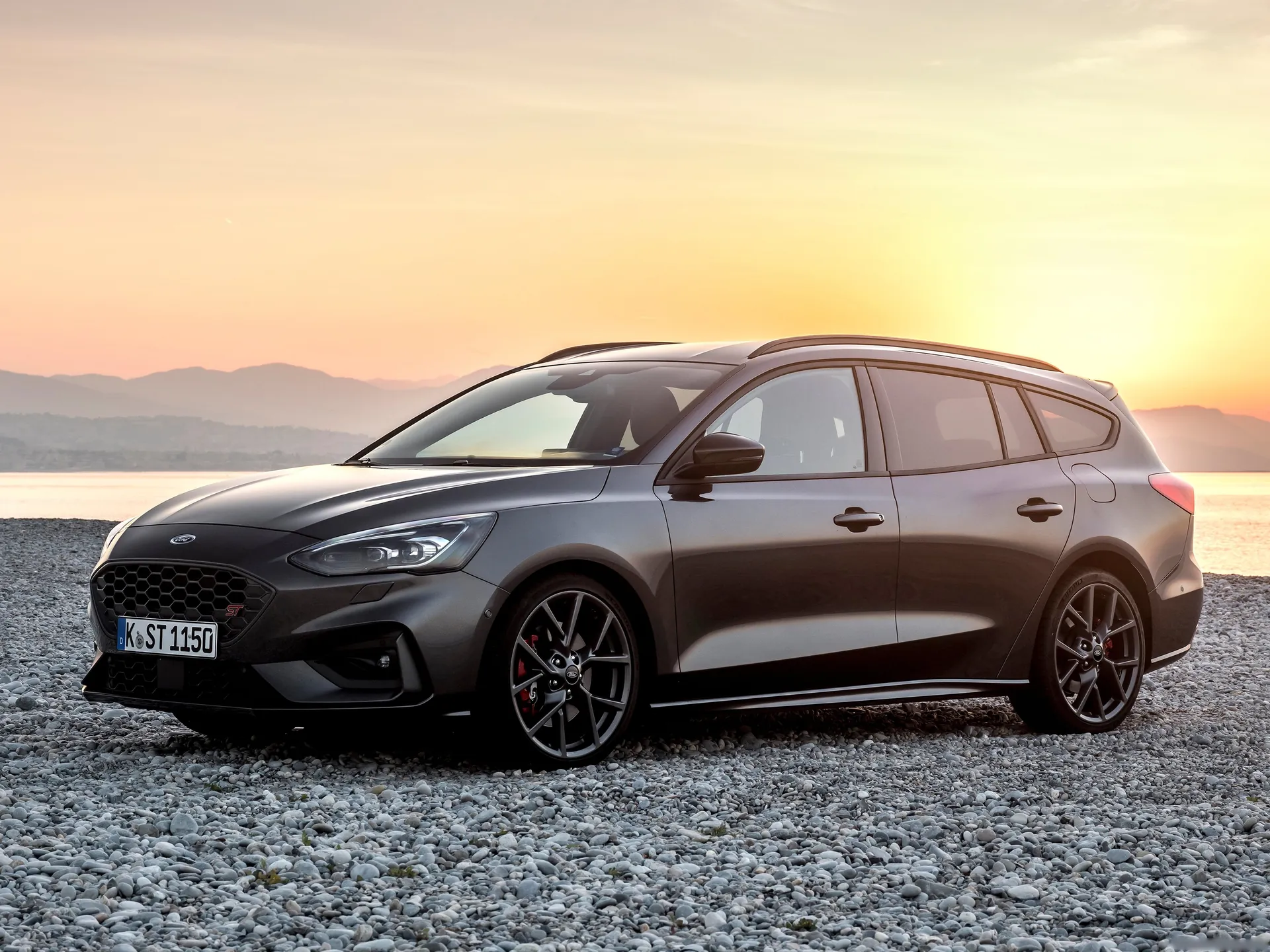 Ford Focus ST Wagon (2020)