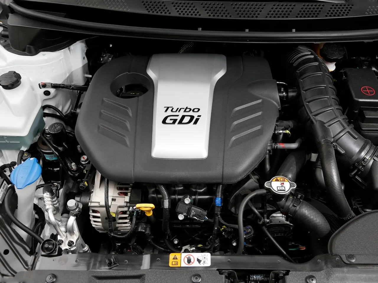 Kia Ceed GT (2014) – motorový prostor