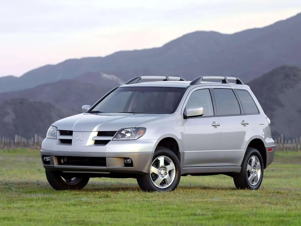 Mitsubishi Outlander (2004)