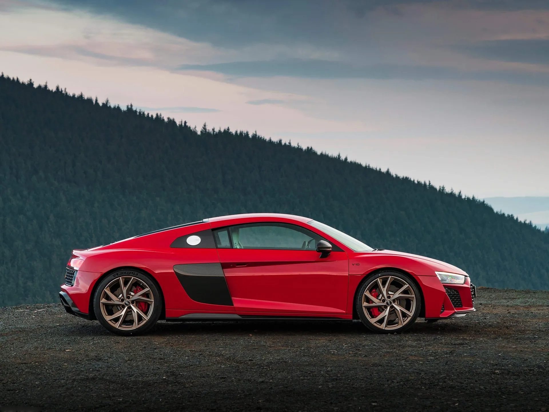 Audi R8 V10 performance RWD [UK] (2022) – boční profil