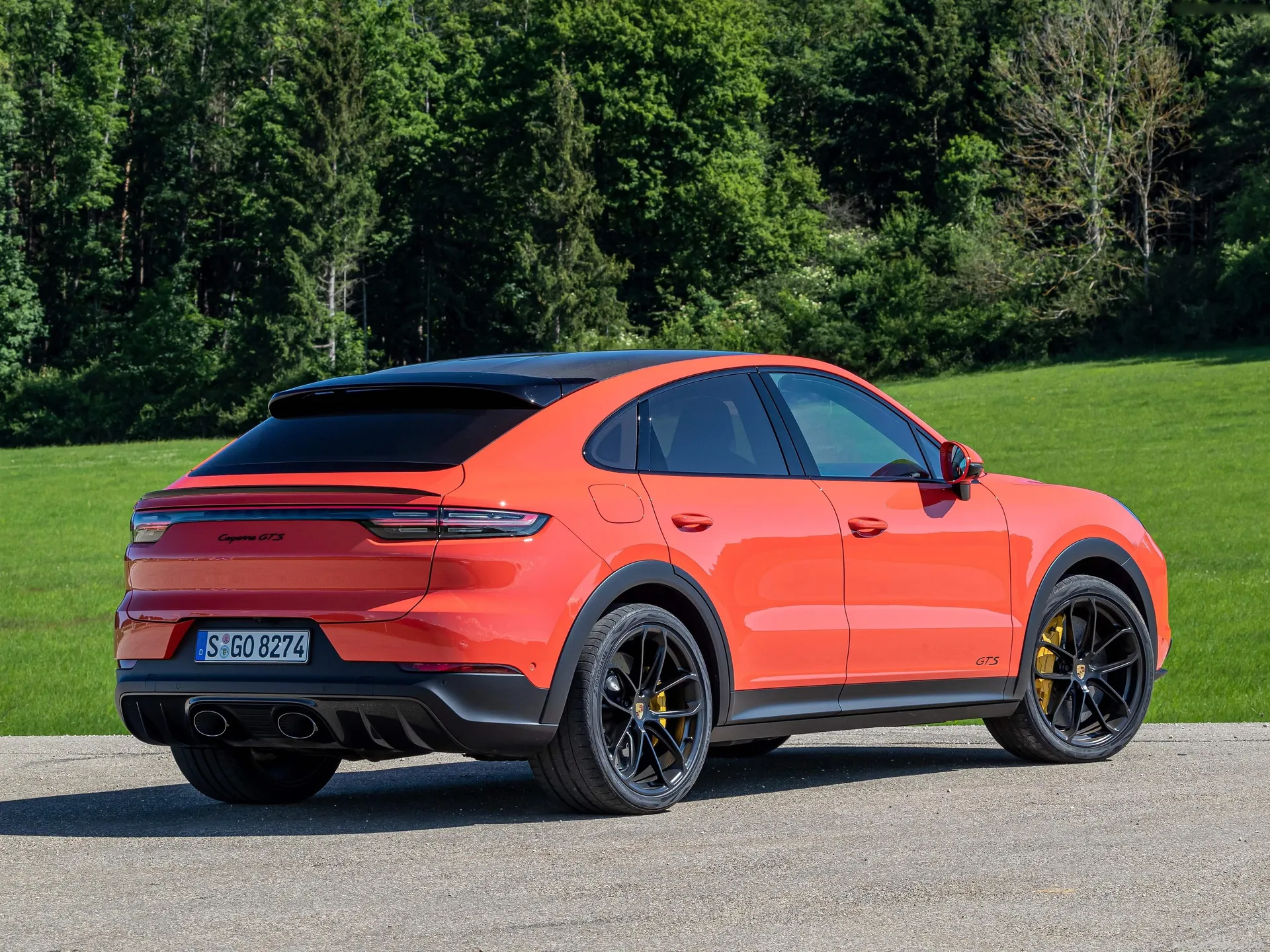 Porsche Cayenne GTS Coupe (2020) – zadní tříčtvrteční pohled