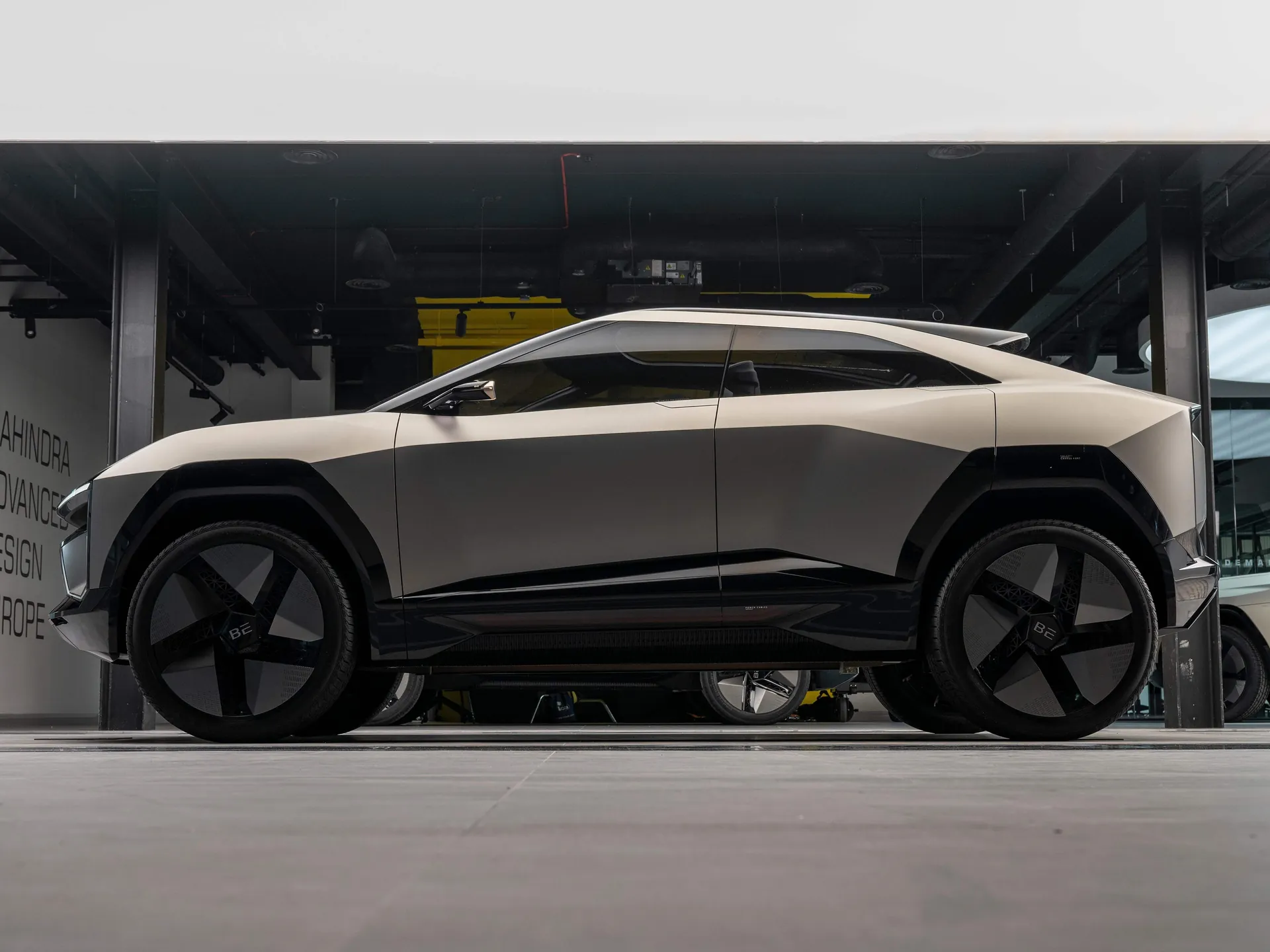 Mahindra BE 05 Concept (2022) – boční profil