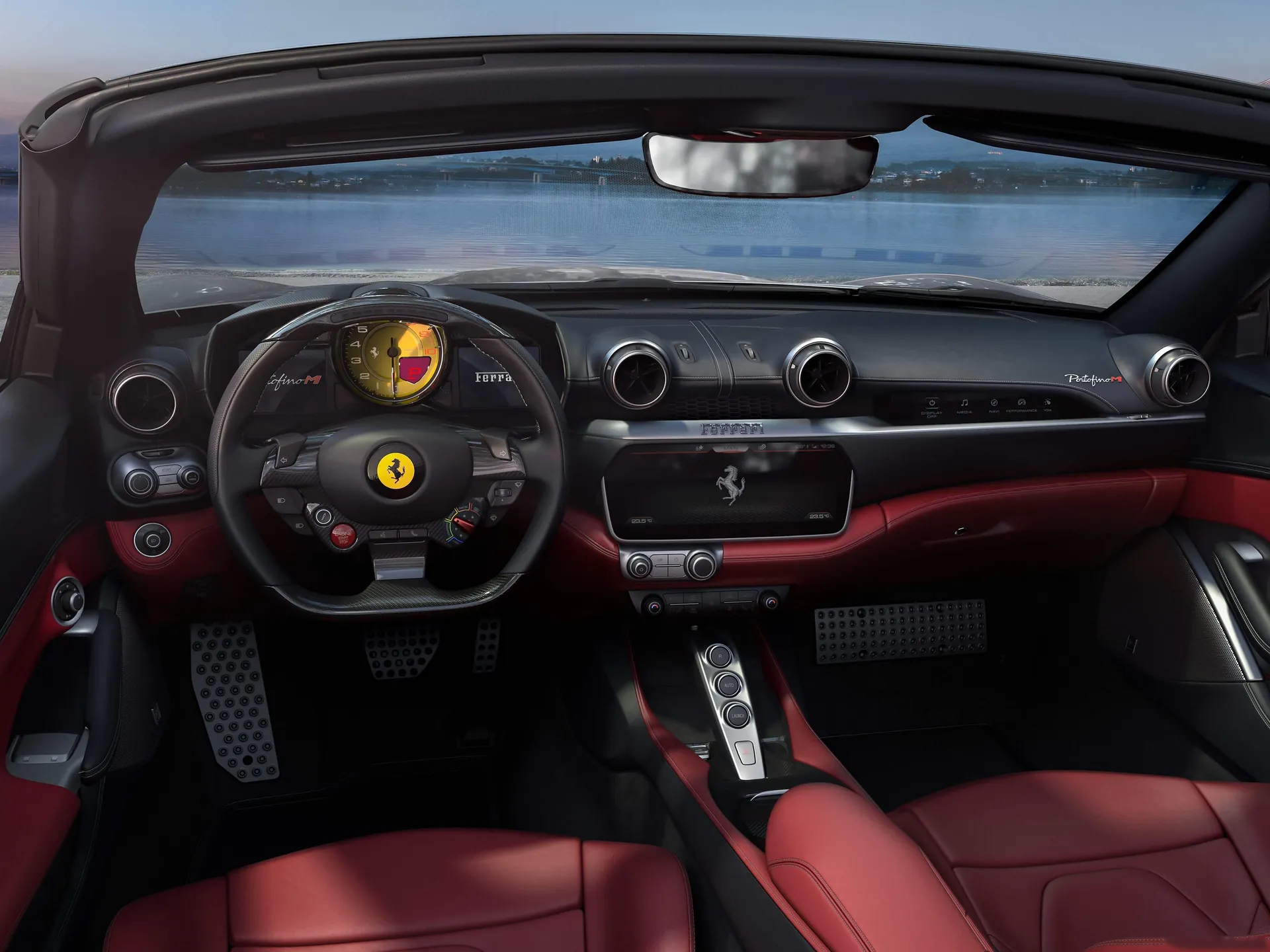 Ferrari Portofino M (2021) – interiér