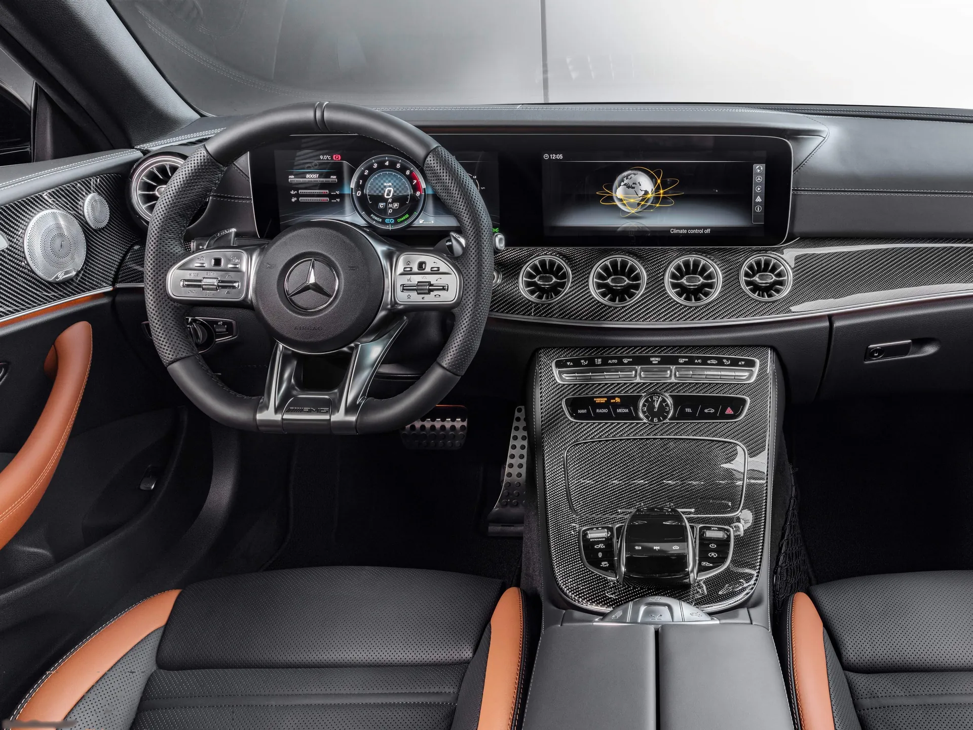 Mercedes-Benz E53 AMG Cabriolet (2019) – interiér