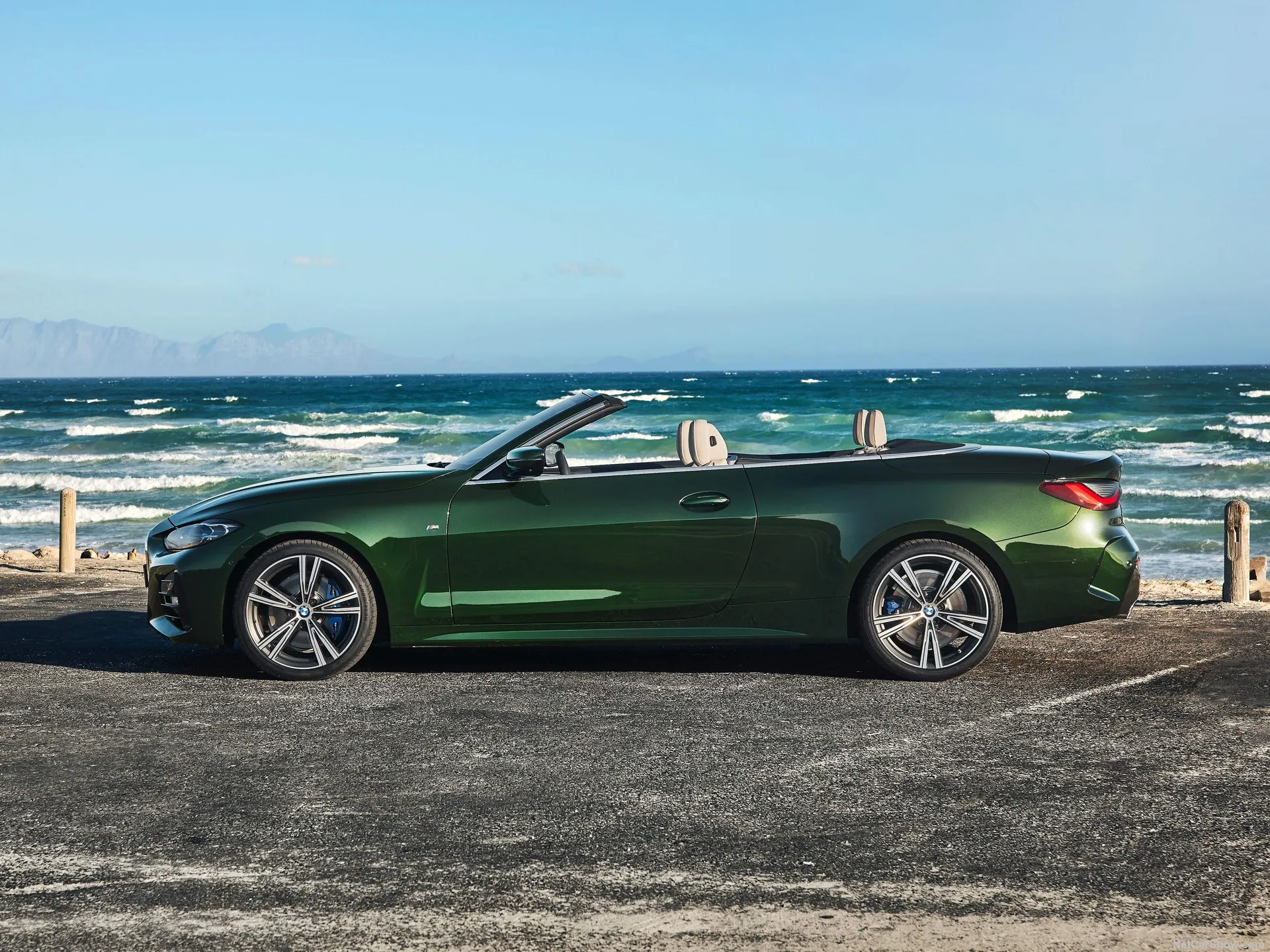 BMW 4-Series Convertible (2021) – boční profil