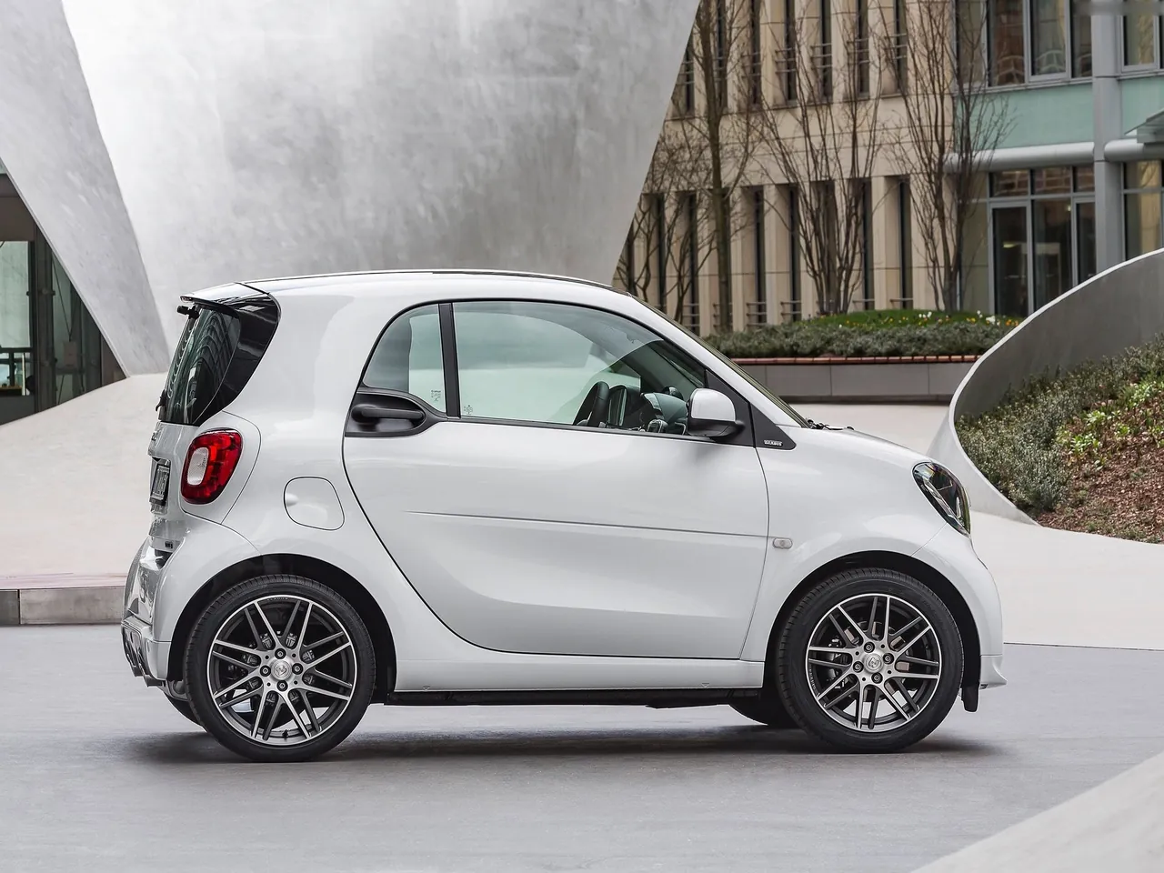 Brabus Smart fortwo (2017) – boční profil