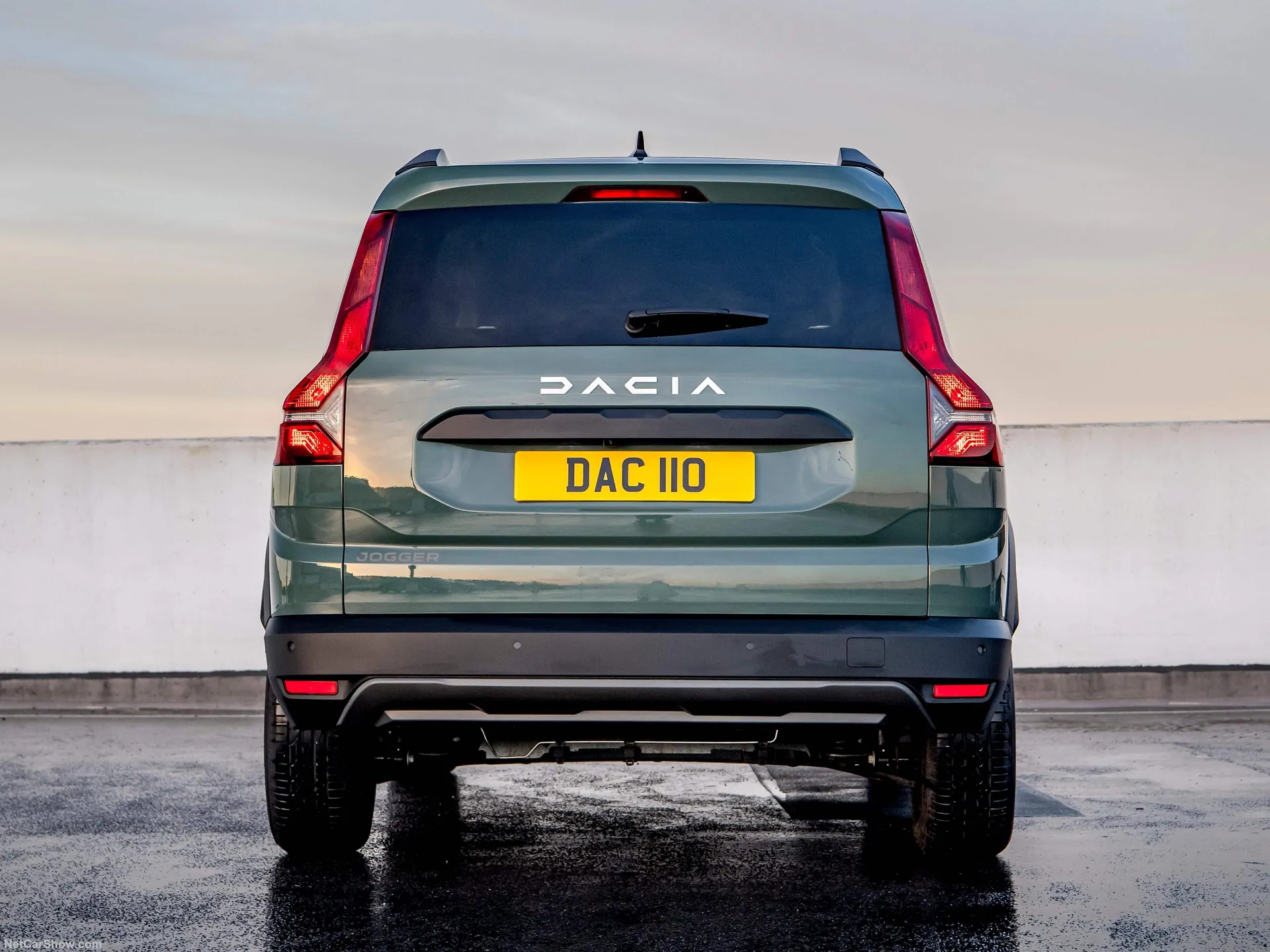 Dacia Jogger [UK] (2023) – zezadu