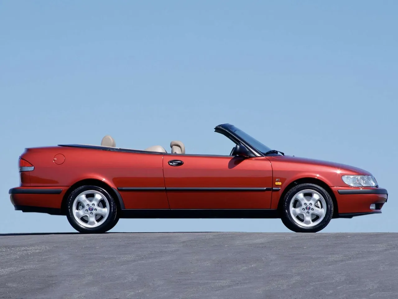 Saab 9-3 Convertible (1999) – boční profil