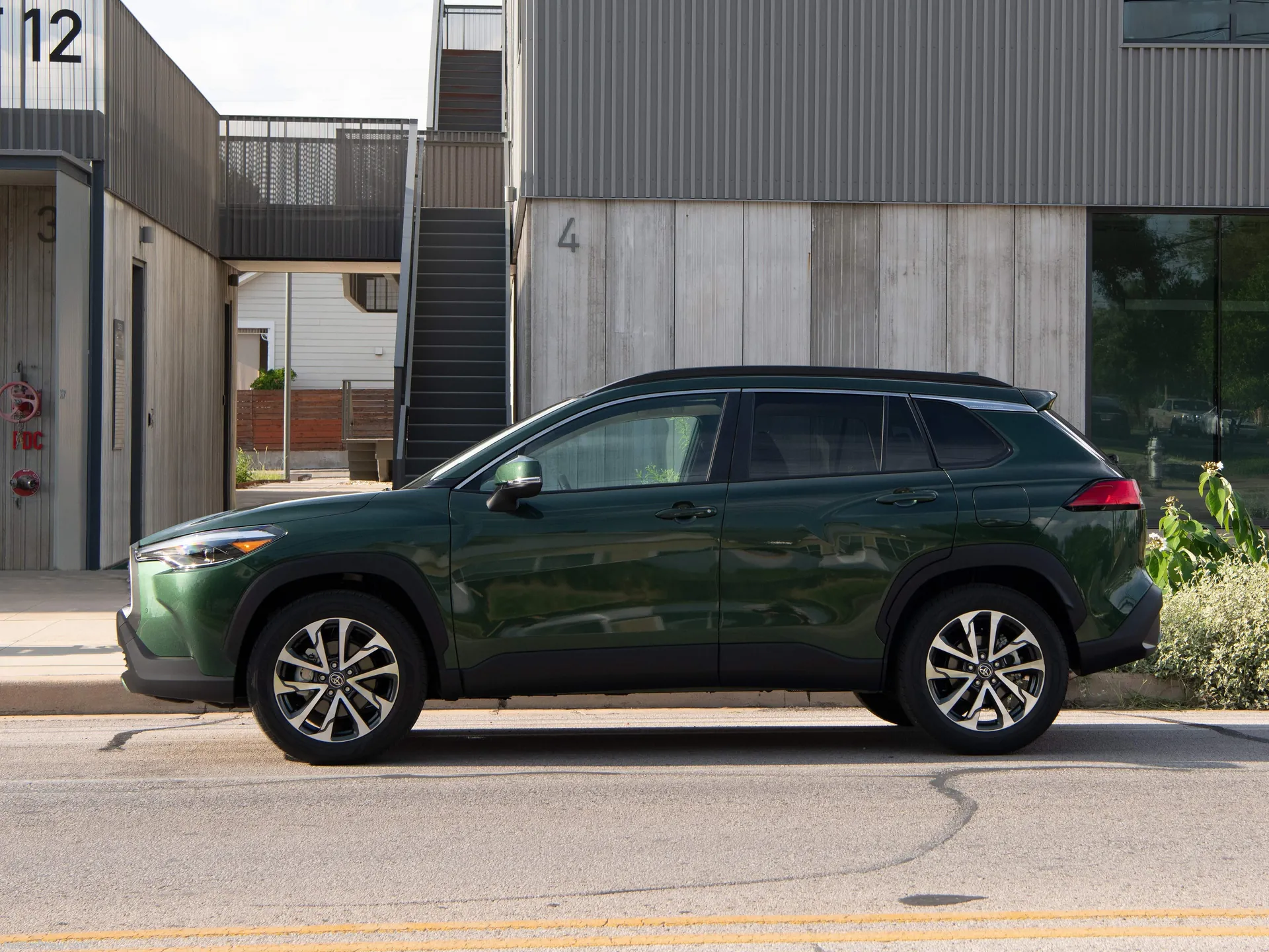 Toyota Corolla Cross [US] (2022) – boční profil