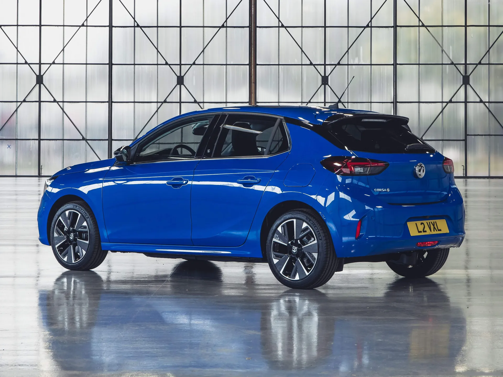 Vauxhall Corsa-e (2020) – zadní tříčtvrteční pohled