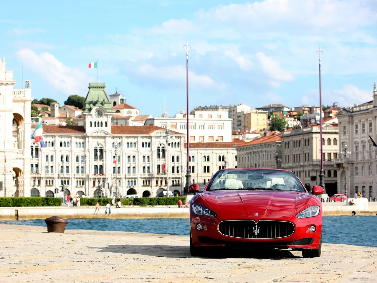 Maserati GranCabrio Sport (2012) - Front