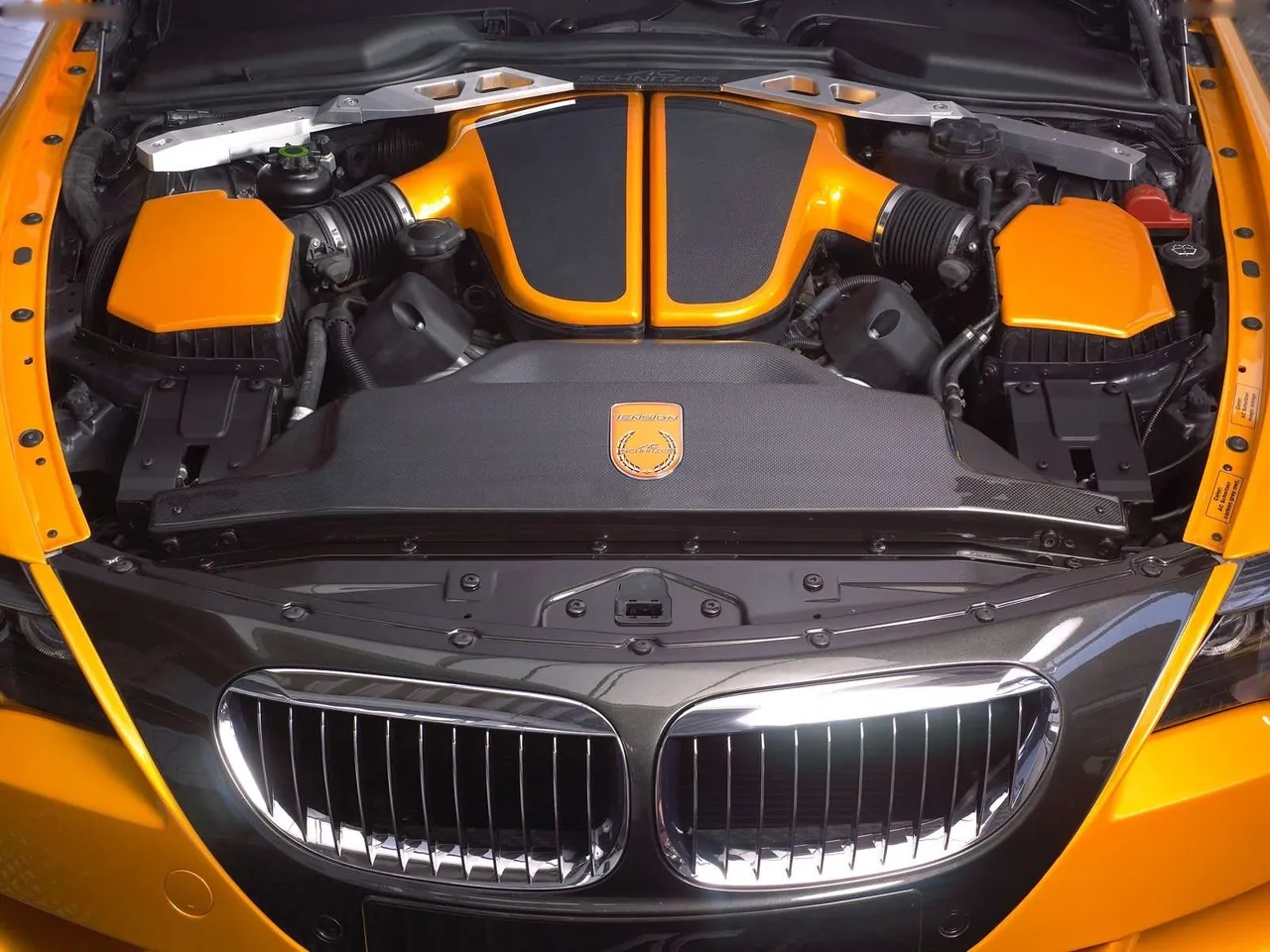 AC Schnitzer Tension M6 Concept (2005) – motorový prostor