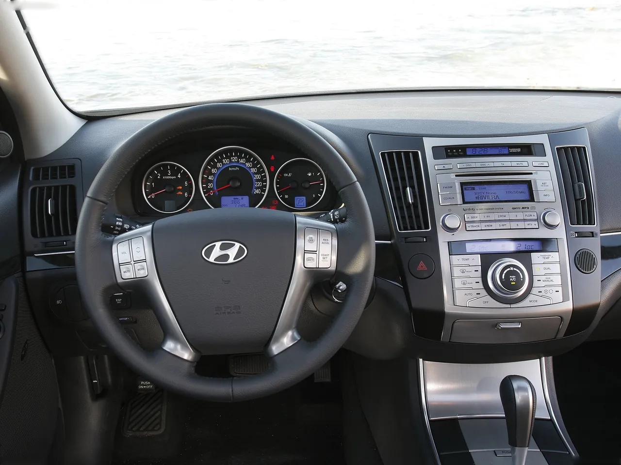 Hyundai ix55 (2009) – interiér
