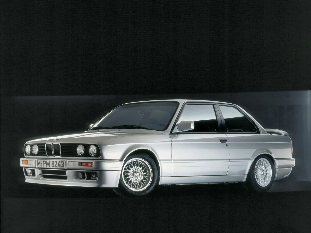 BMW 325i (1987)