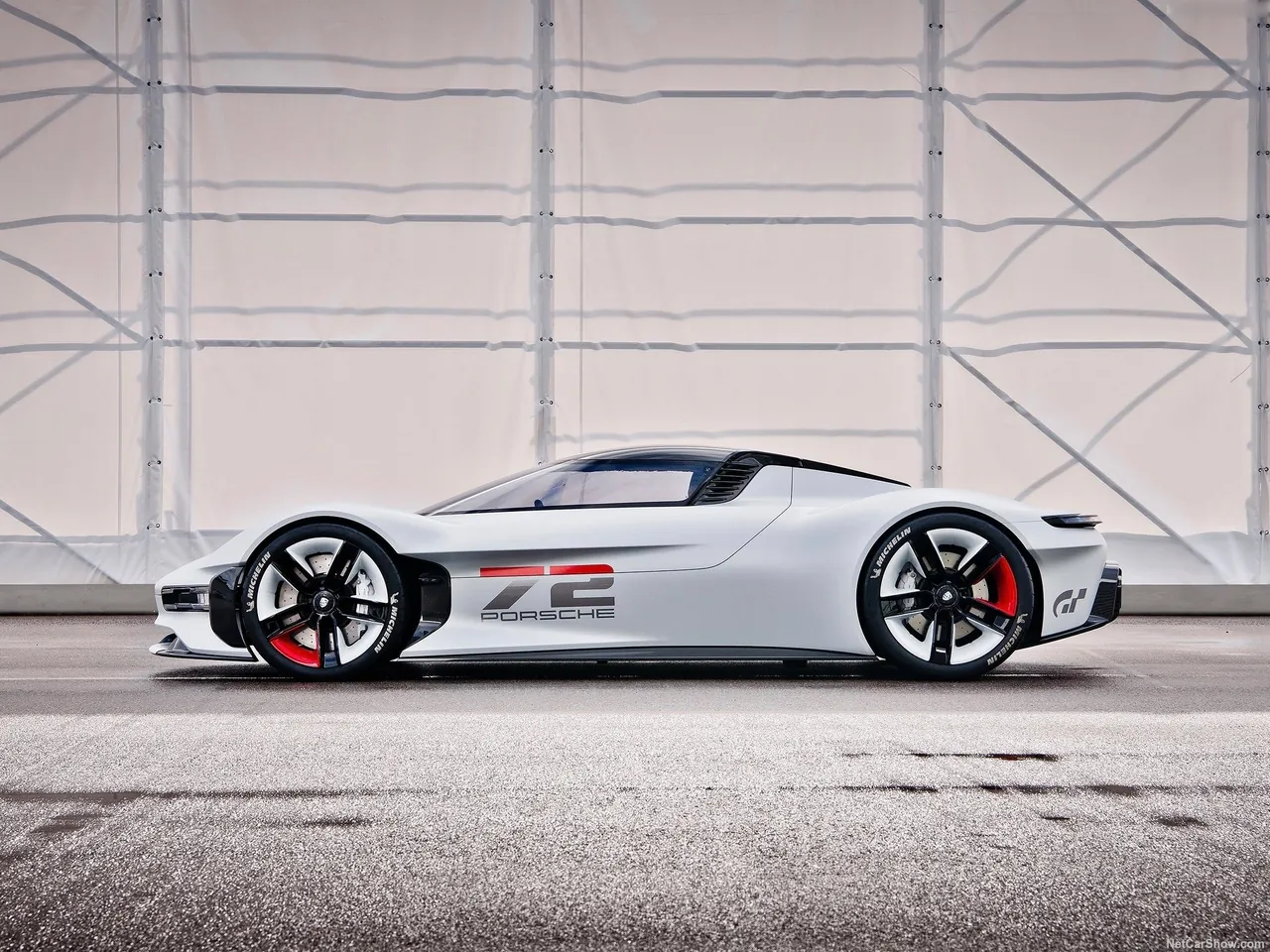Porsche Vision Gran Turismo Concept (2021) – boční profil