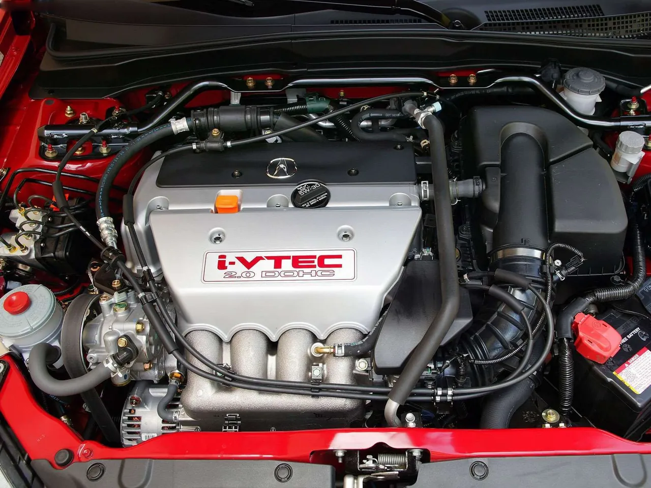 Acura RSX Type-S (2005) - Engine Bay