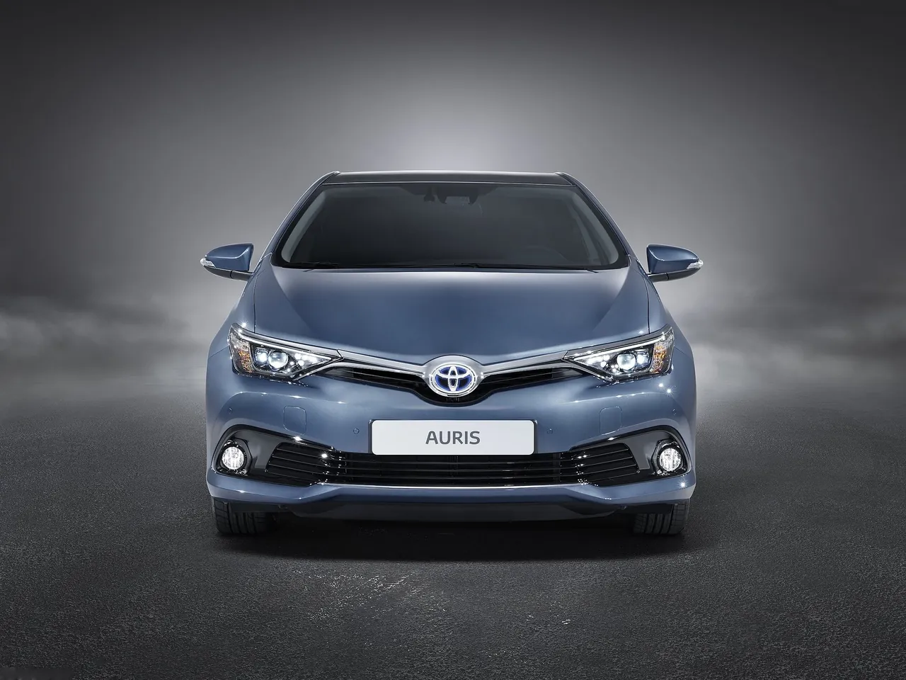 Toyota Auris (2016) – zepředu
