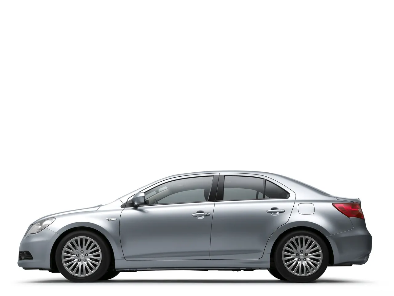 Suzuki Kizashi (2010) – boční profil