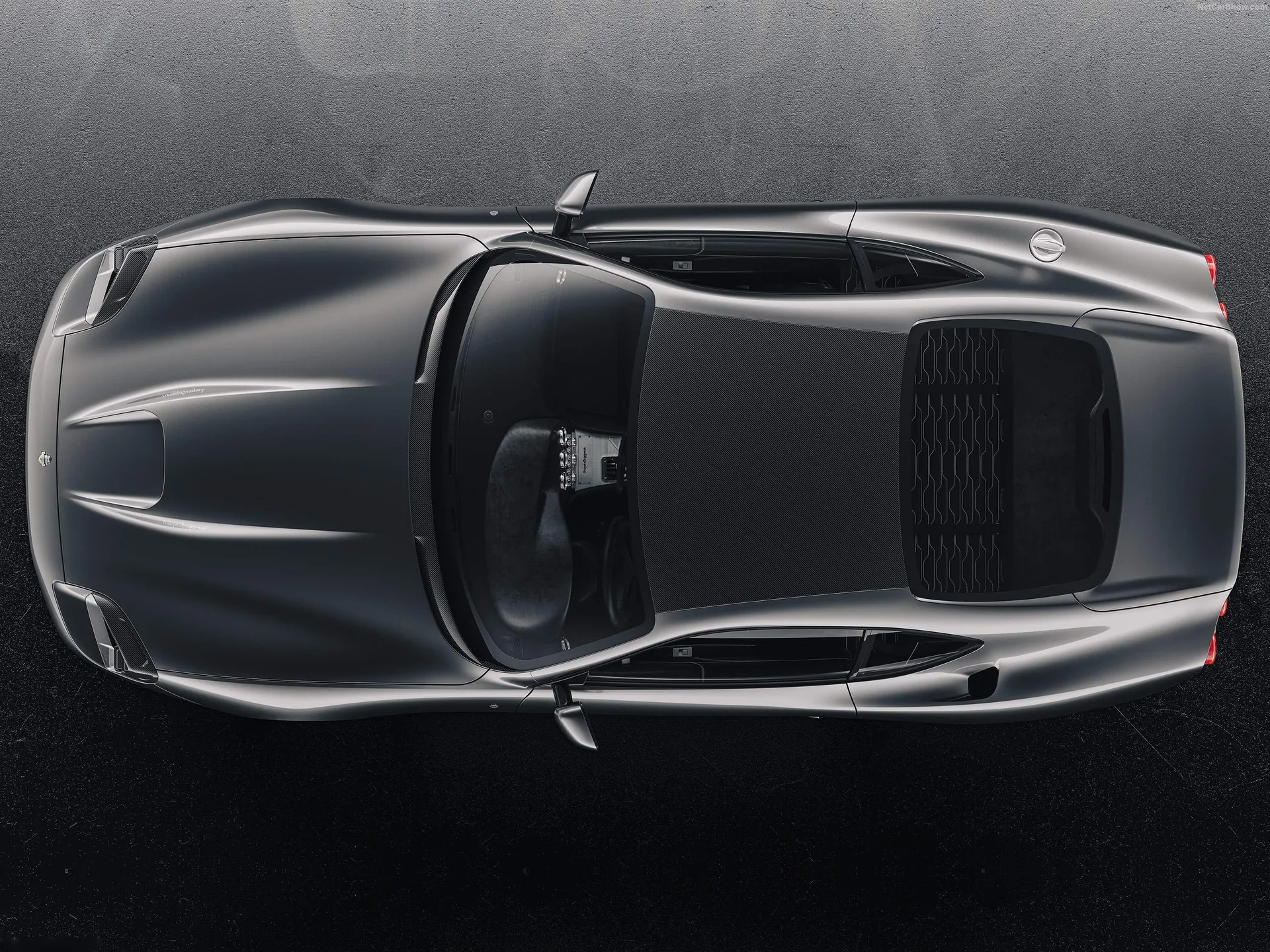 Touring Superleggera Veloce12 (2025) – pohled shora