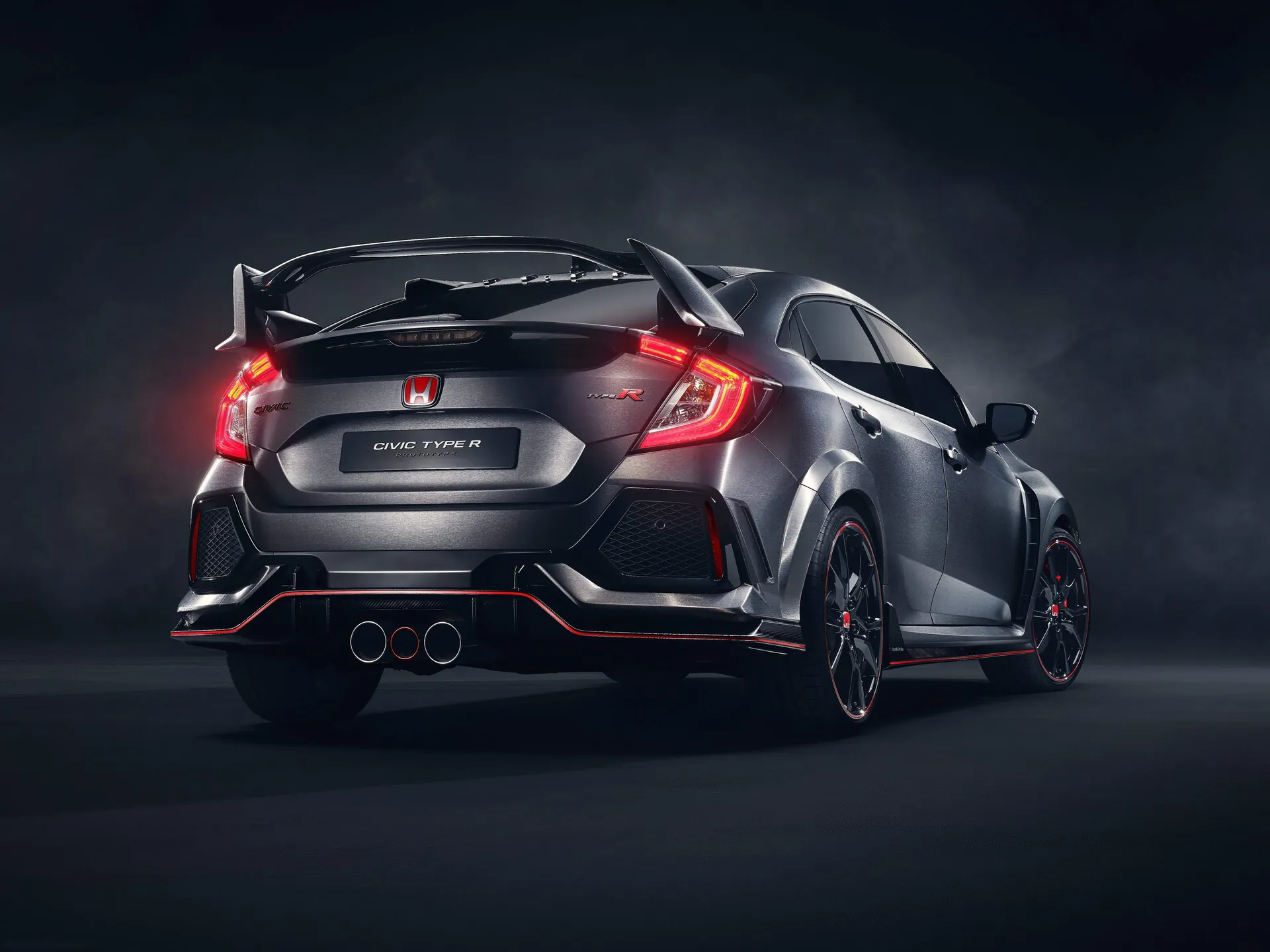 Honda Civic Type R Concept (2016) – zadní tříčtvrteční pohled