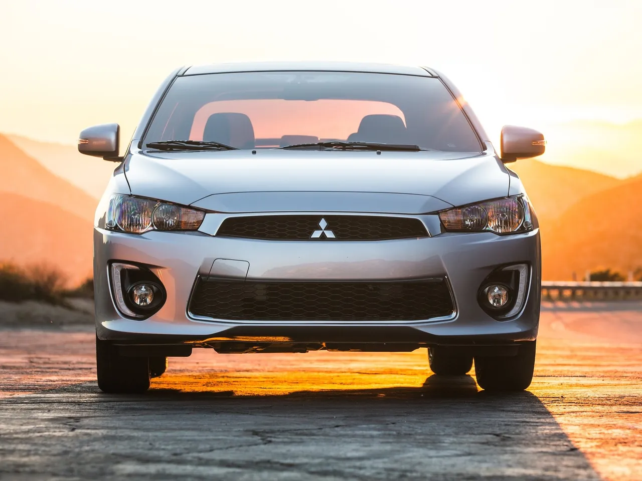 Mitsubishi Lancer GT (2016) – zepředu