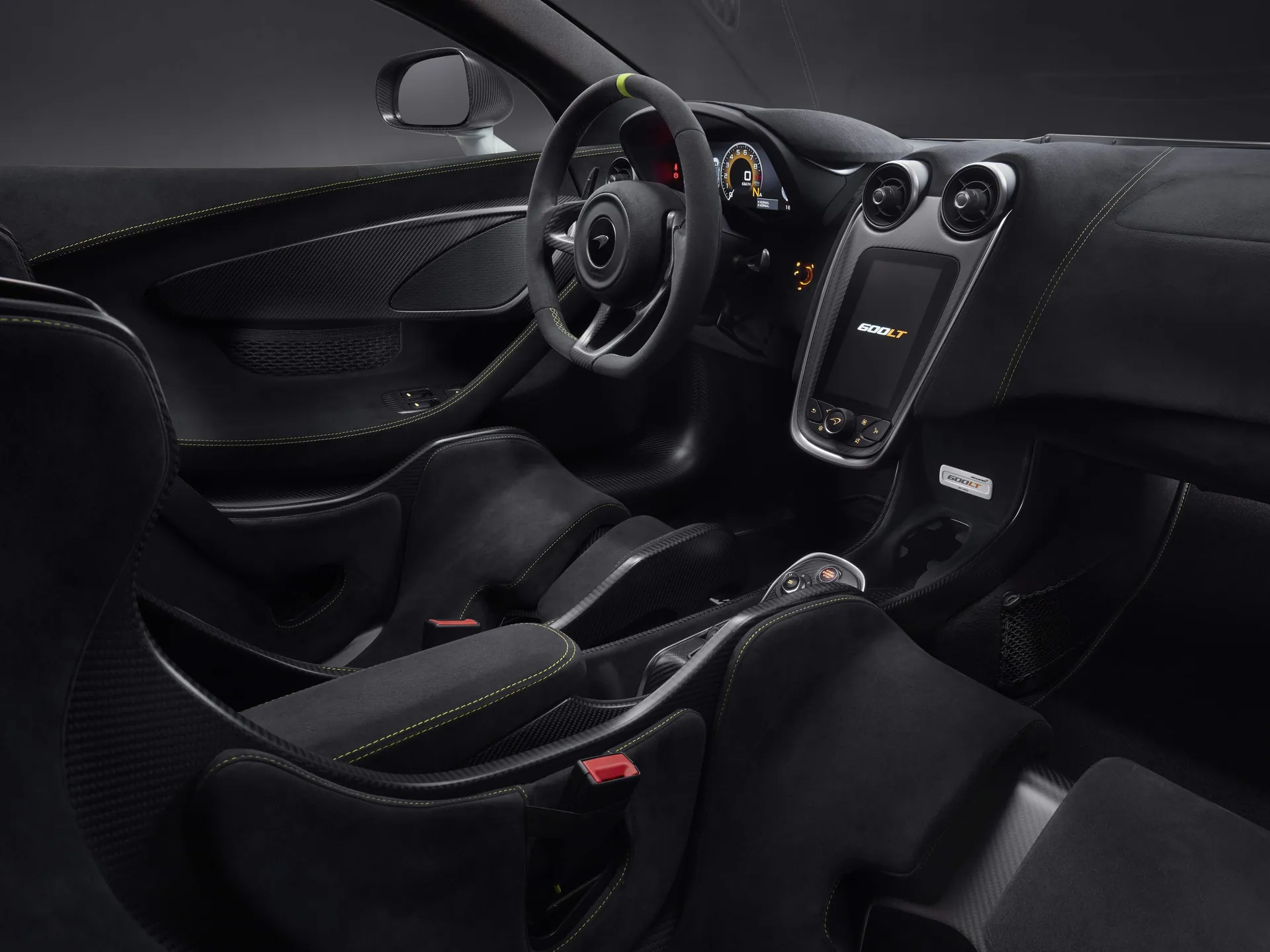 McLaren 600LT Spider by MSO (2020) – interiér