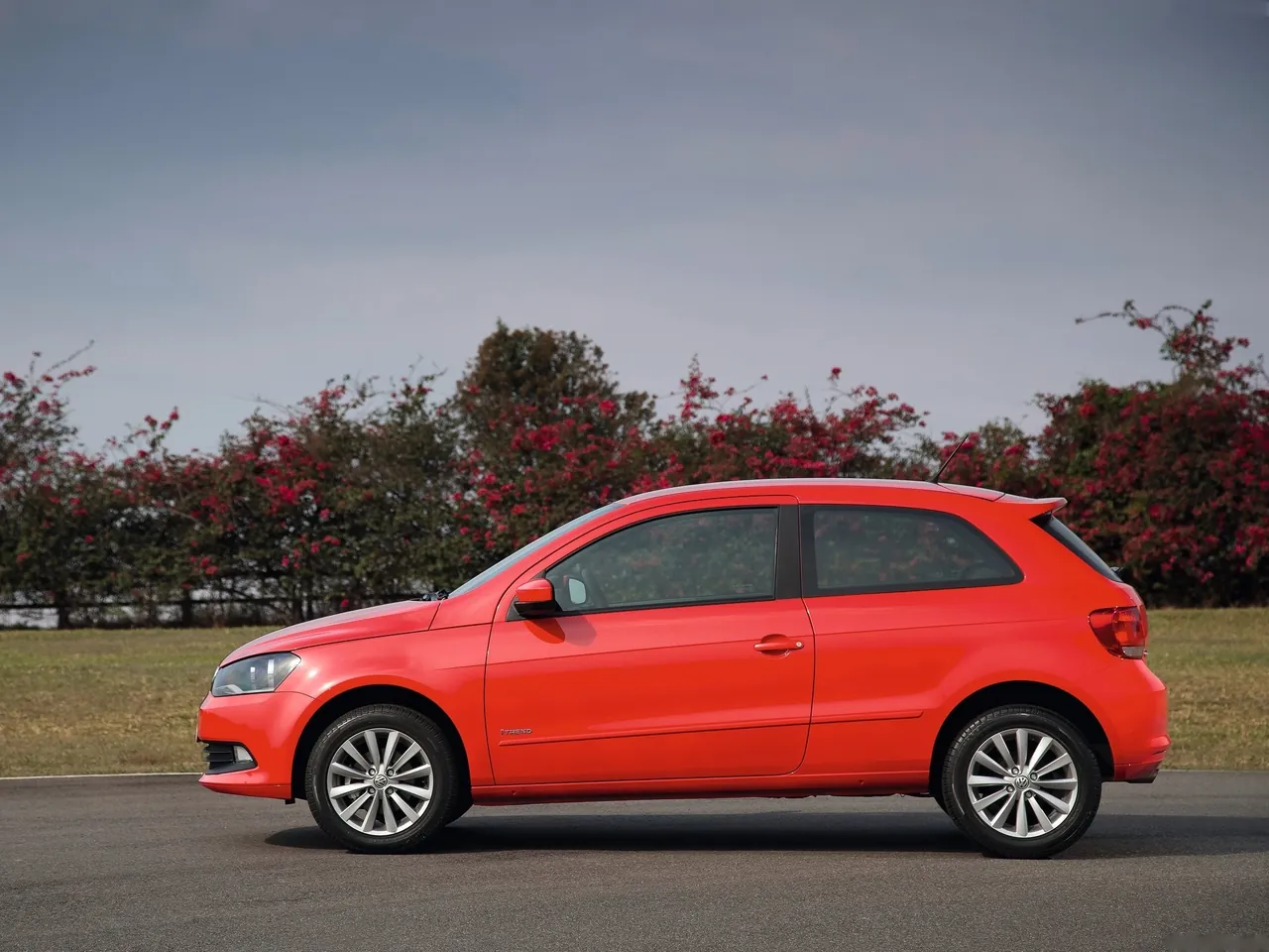 Volkswagen Gol 2-door (2013) – boční profil