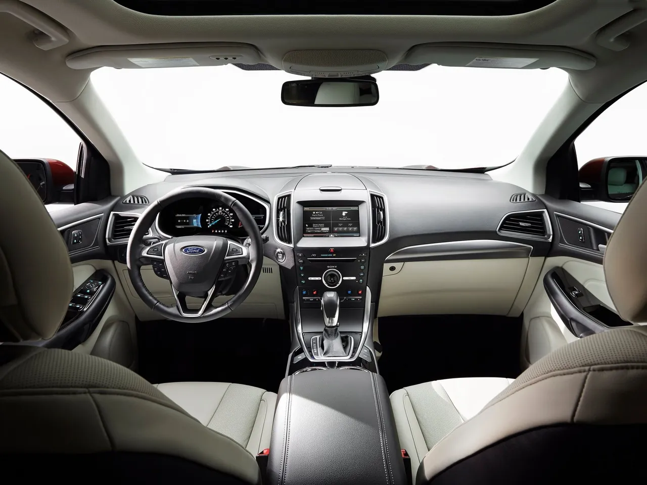 Ford Edge (2015) – interiér