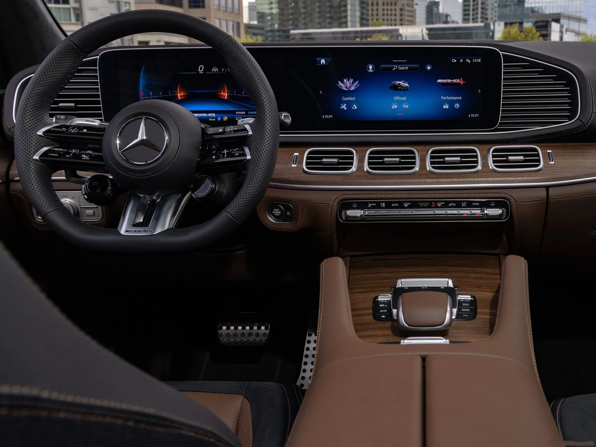 Mercedes-Benz GLE63 S AMG (2024) - Interior