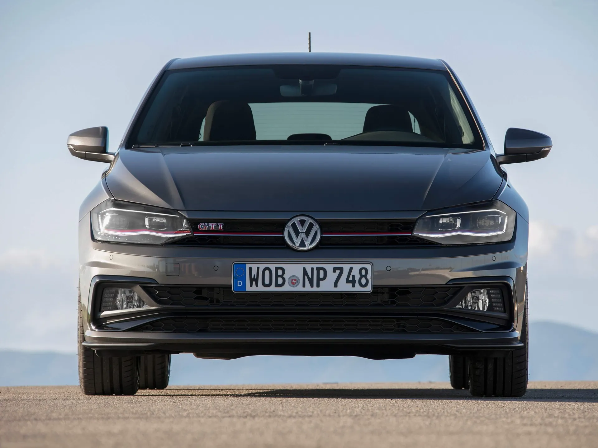 Volkswagen Polo GTI (2018) - Front