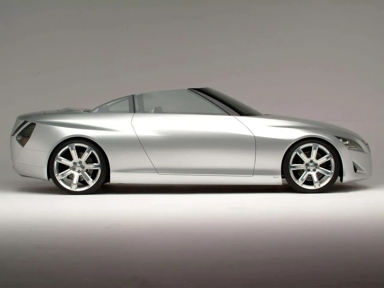 Lexus LFC Concept (2004) – boční profil
