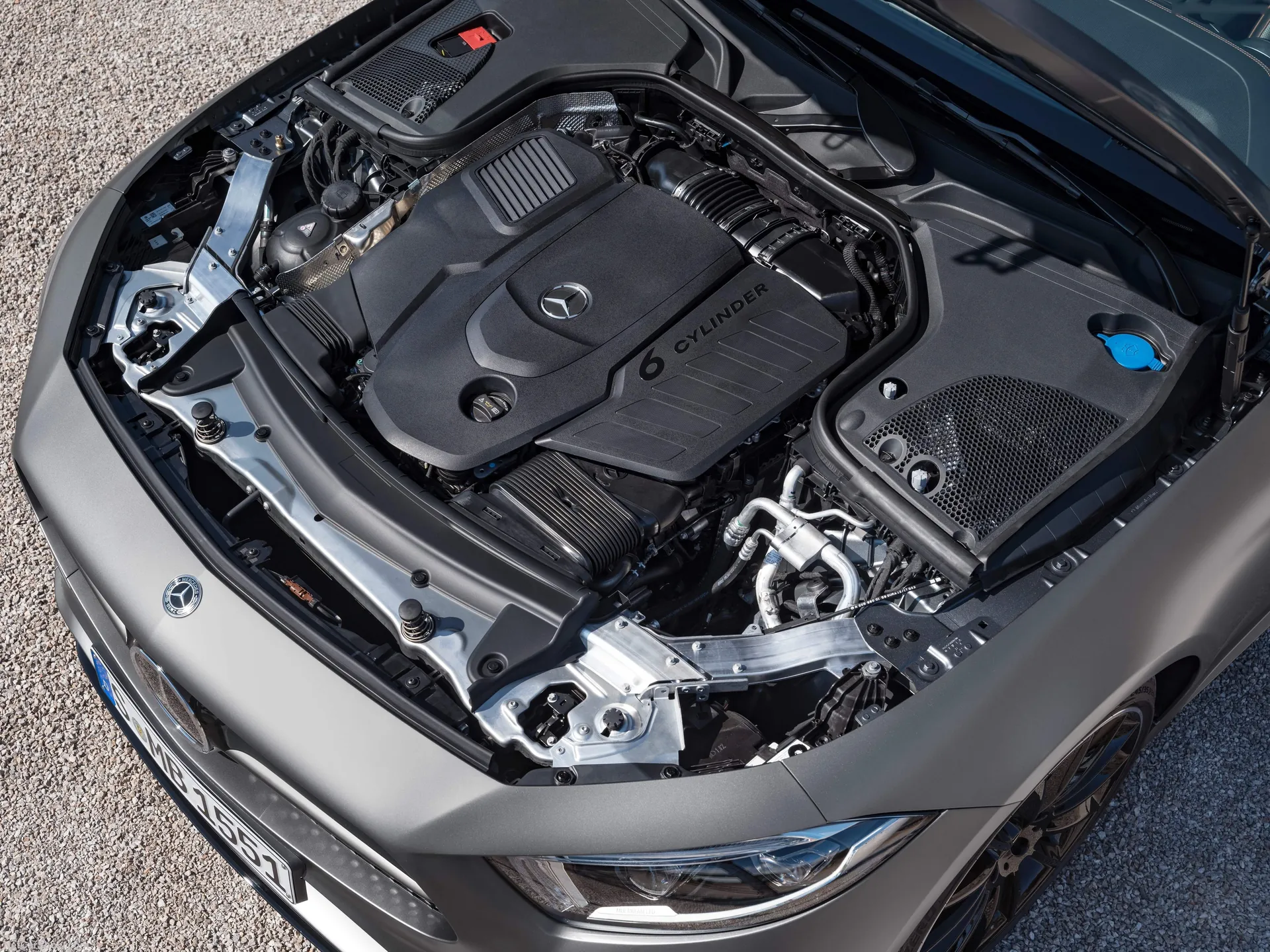 Mercedes-Benz CLS (2019) - Engine Bay