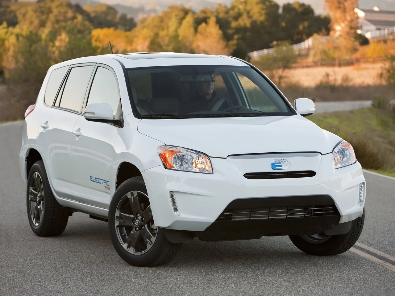Toyota RAV4 EV Concept (2010)