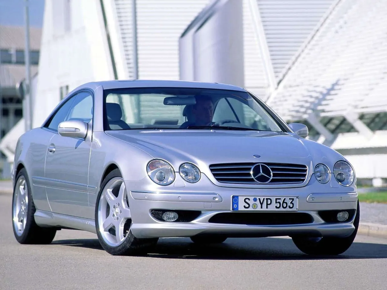 Mercedes-Benz CL55 AMG (2000)