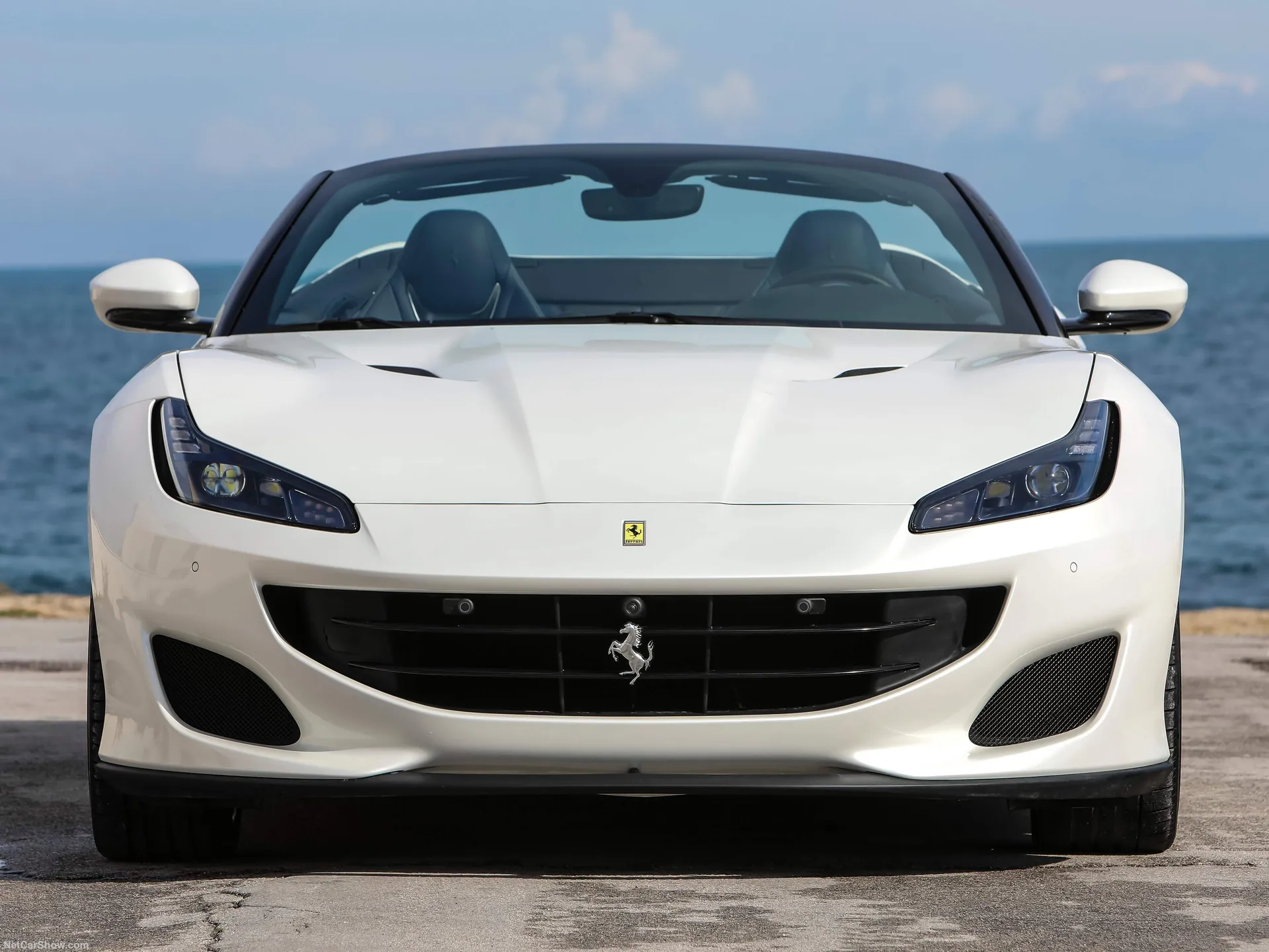 Ferrari Portofino (2018) – zepředu