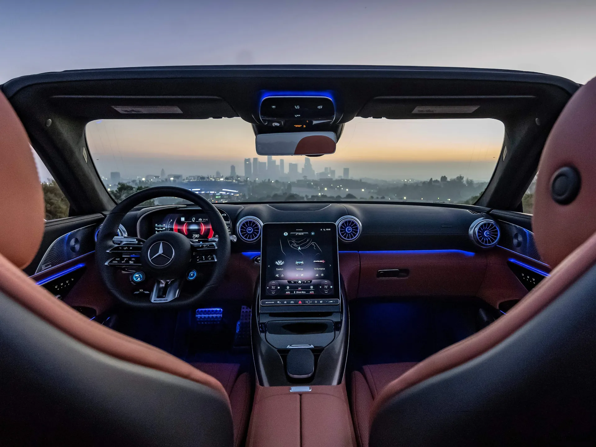 Mercedes-Benz SL 55 AMG (2022) - Interior