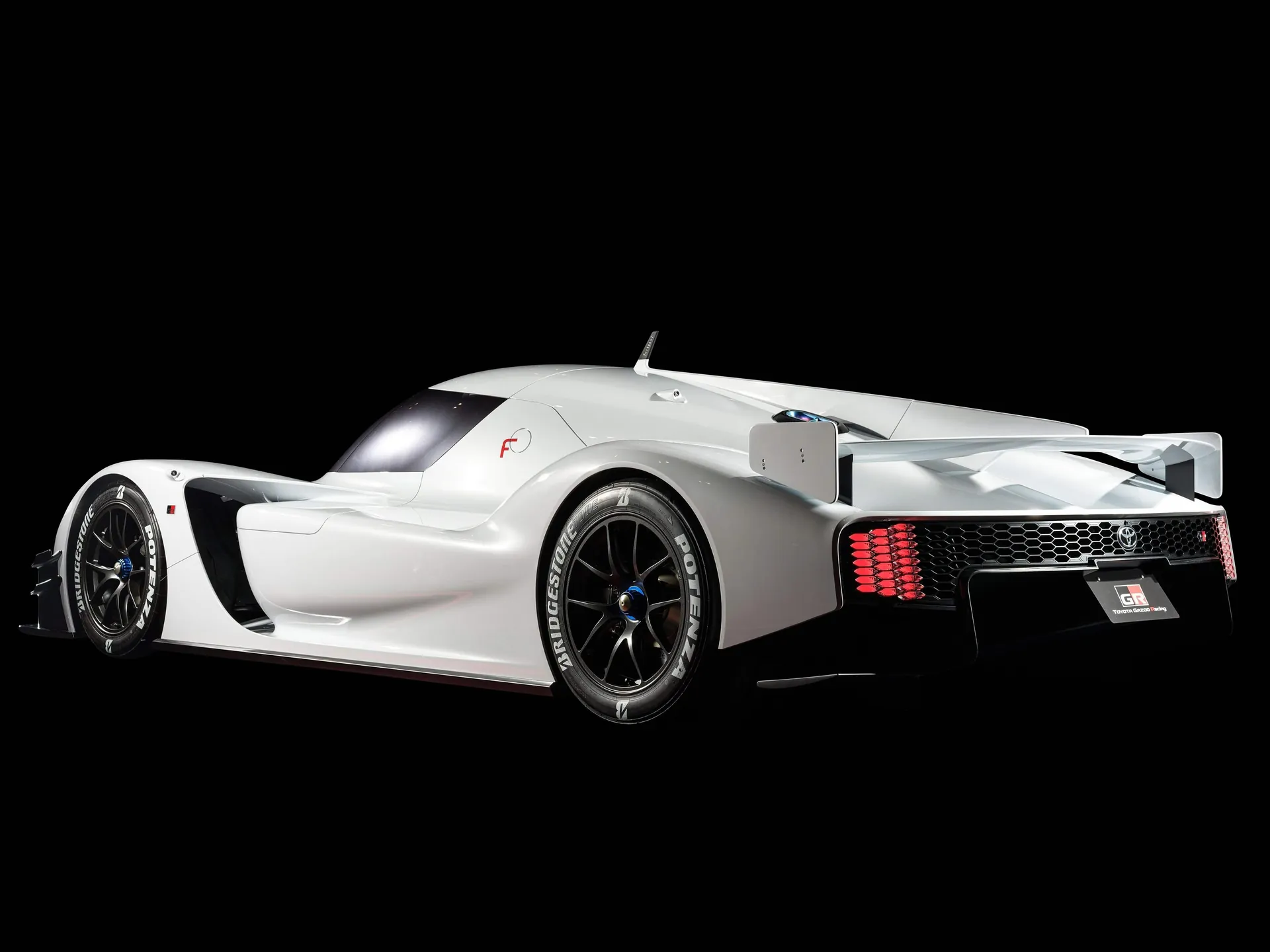 Toyota GR Super Sport Concept (2018) – zadní tříčtvrteční pohled