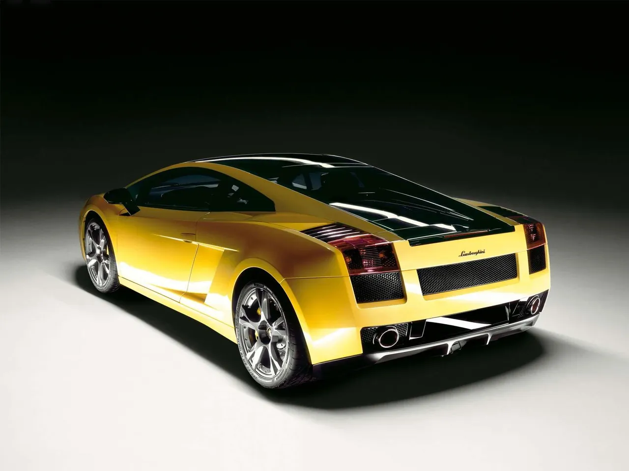 Lamborghini Gallardo SE (2005) – zadní tříčtvrteční pohled