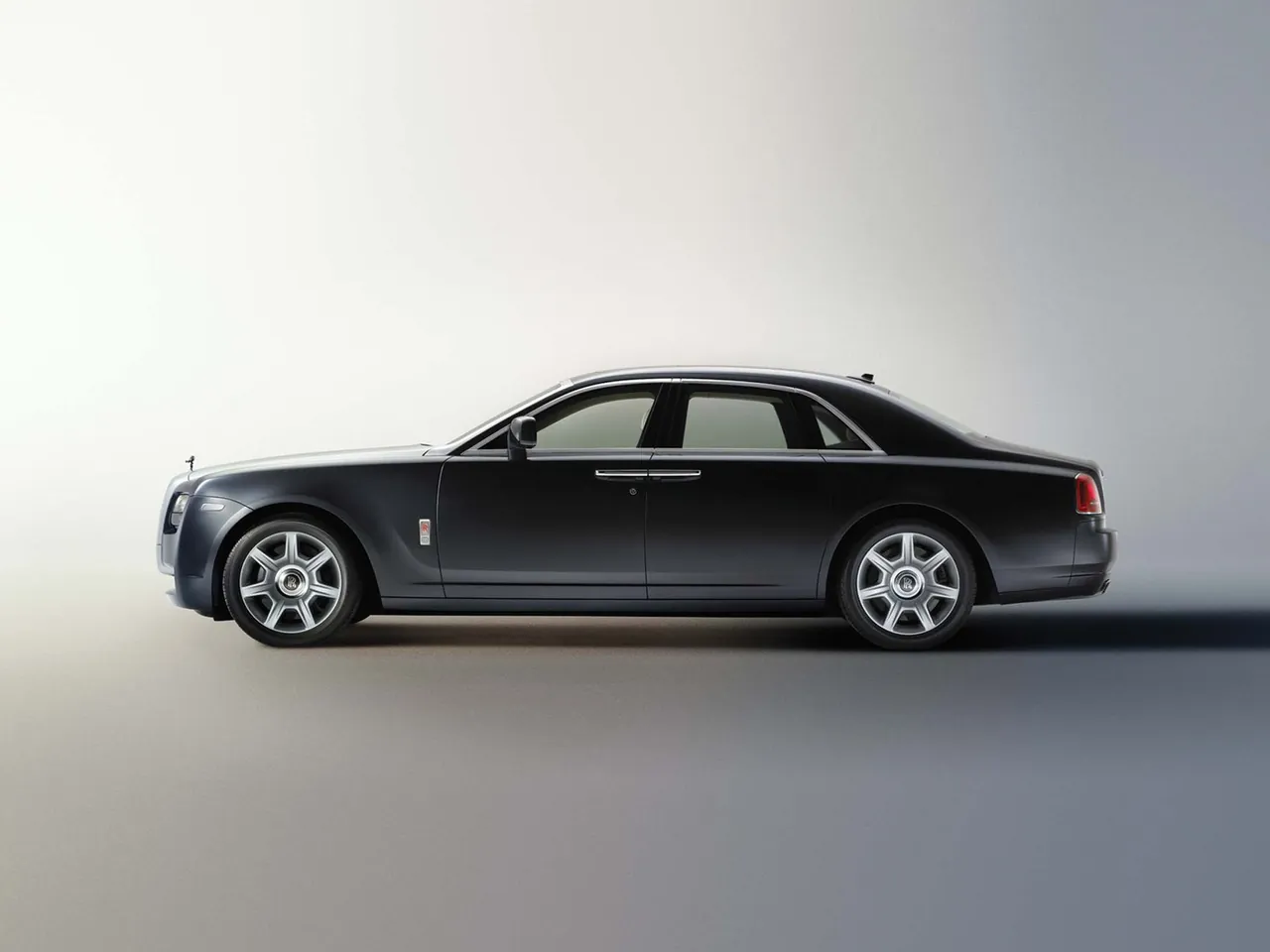 Rolls-Royce 200EX Concept (2009) – boční profil