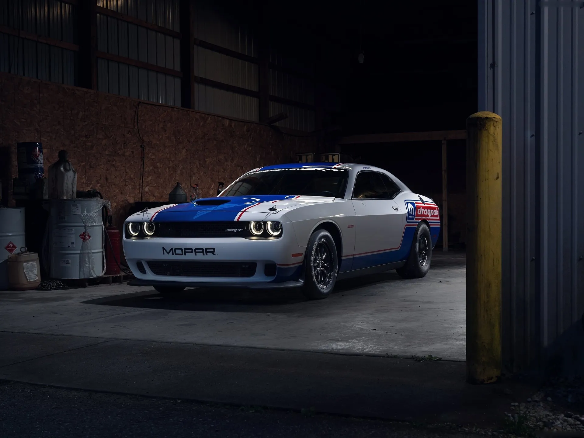 Dodge Challenger Mopar Drag Pak (2021)