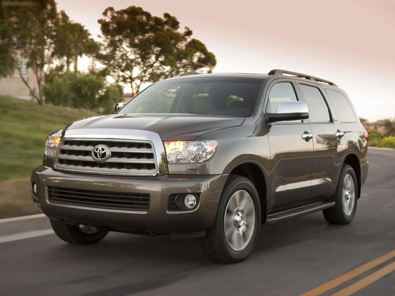 Toyota Sequoia (2011)