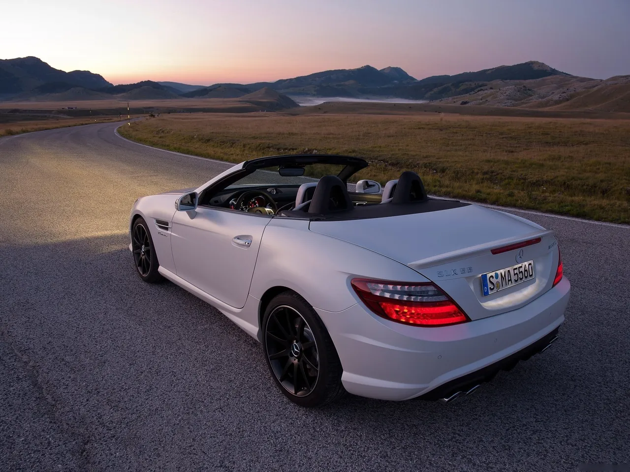 Mercedes-Benz SLK55 AMG (2012) – zadní tříčtvrteční pohled