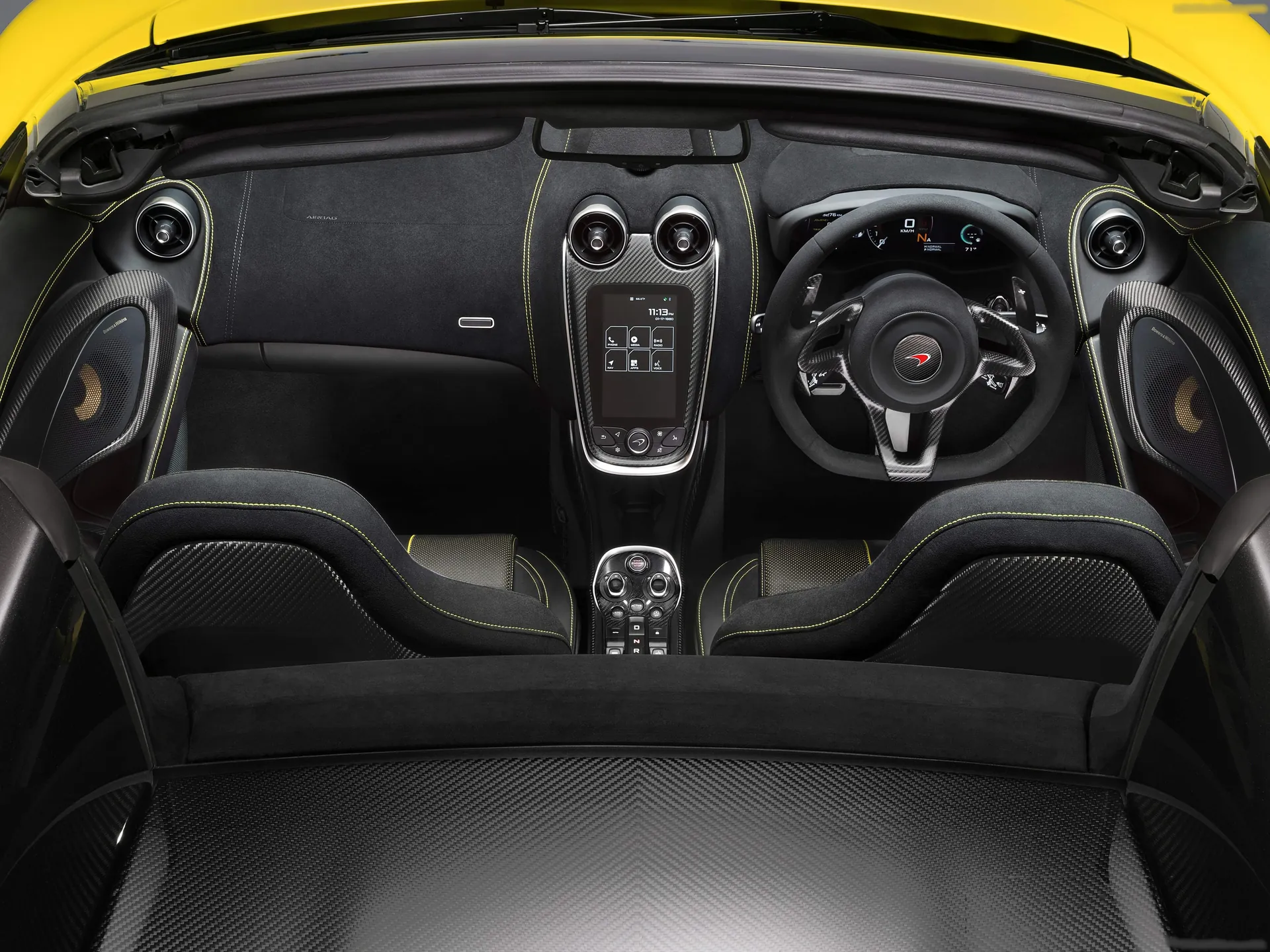 McLaren 570S Spider (2018) – interiér
