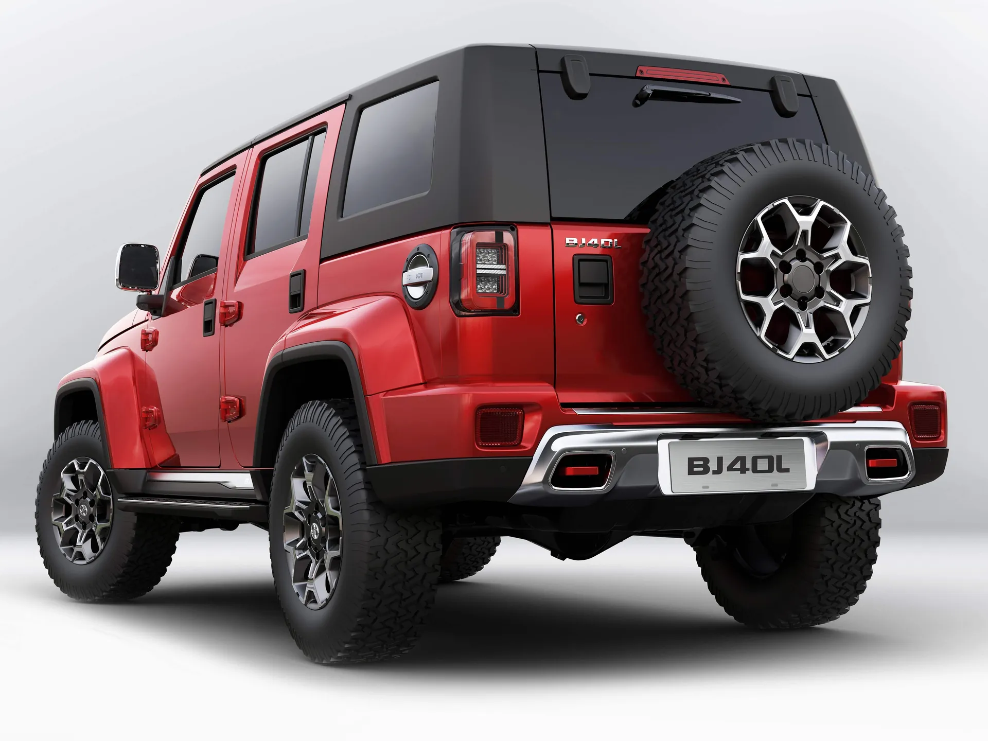 BAIC Beijing BJ40 Plus (2019) – zadní tříčtvrteční pohled