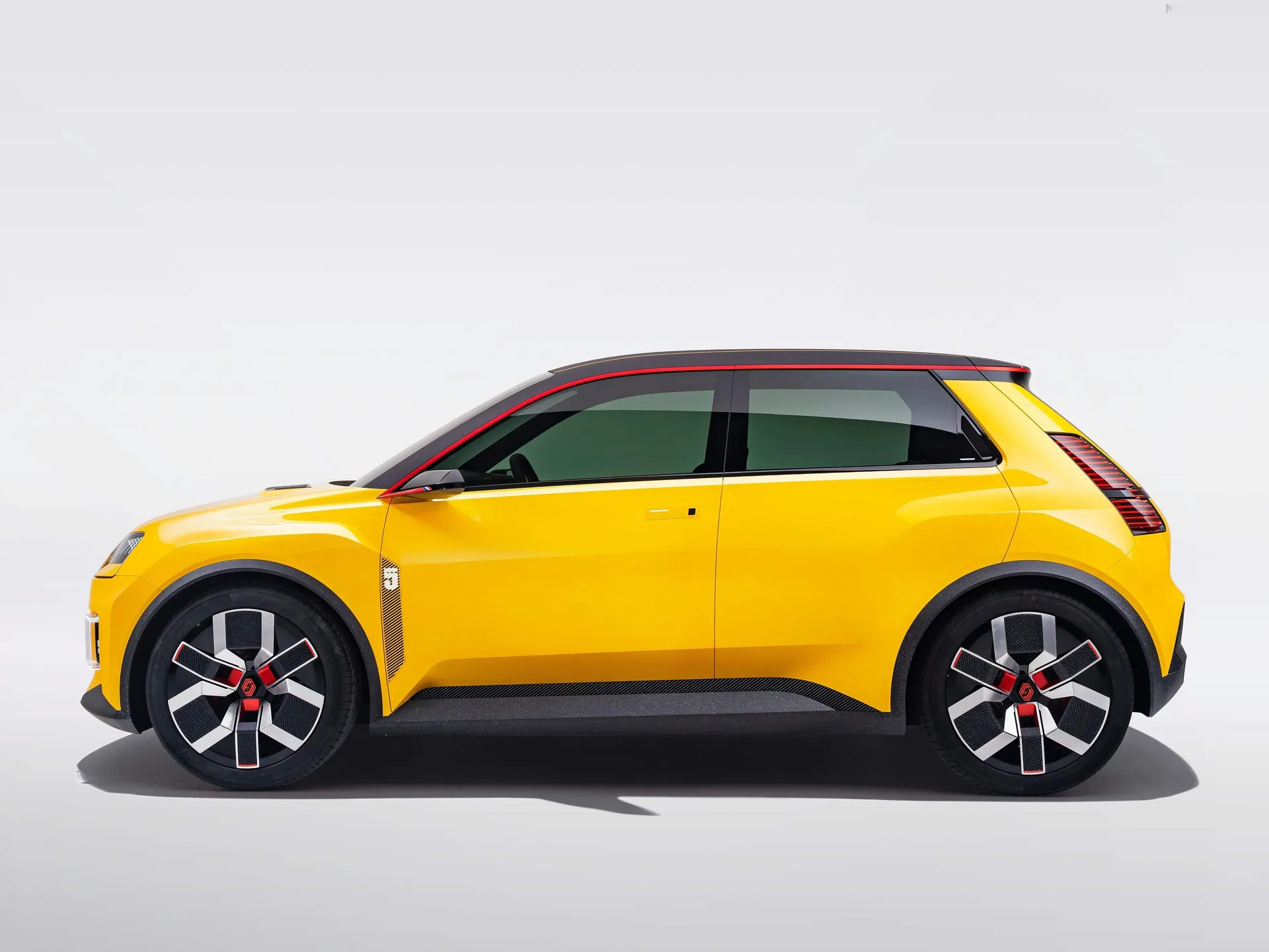 Renault 5 Concept (2021) – boční profil