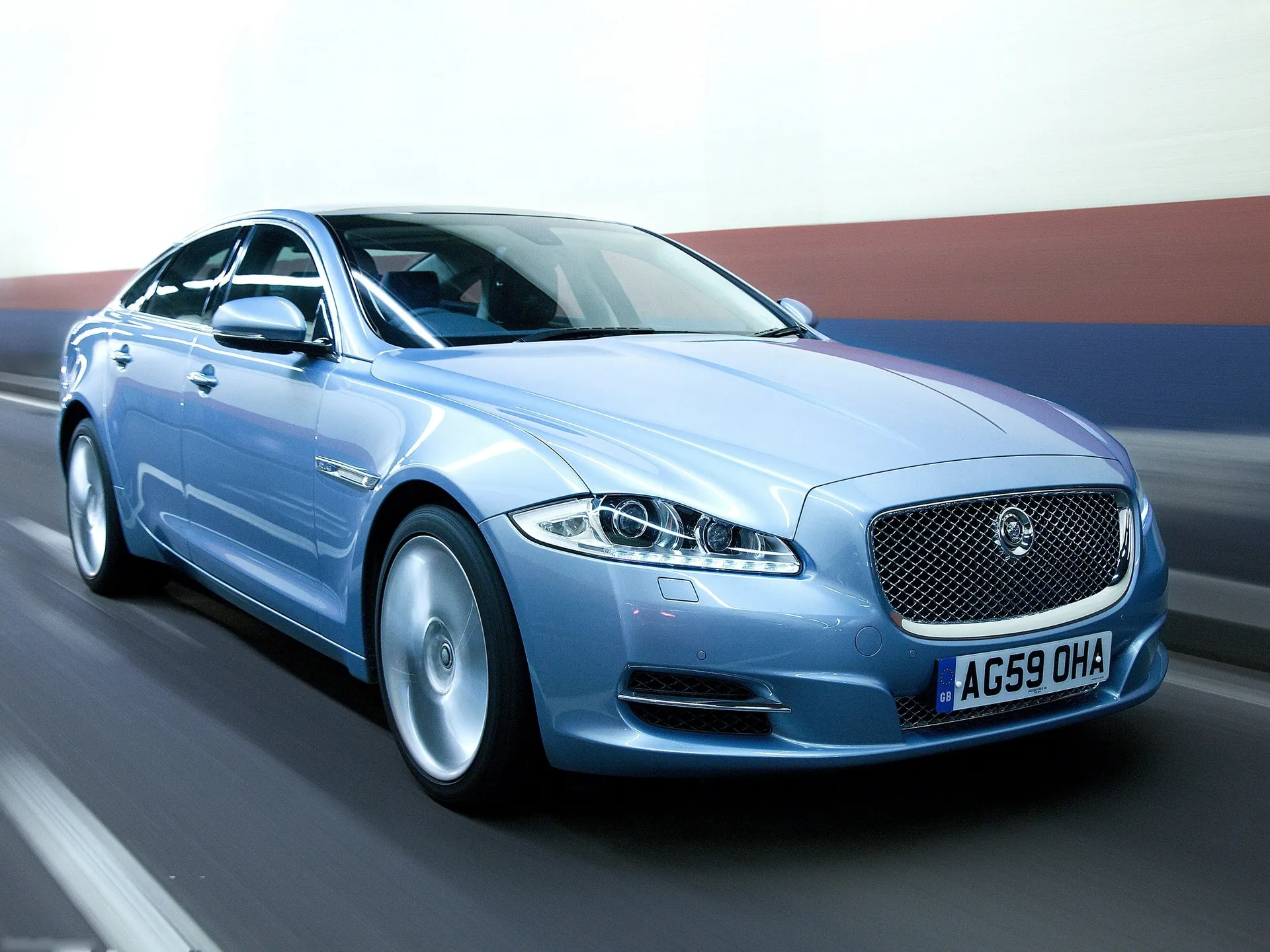 Jaguar XJ (2010)