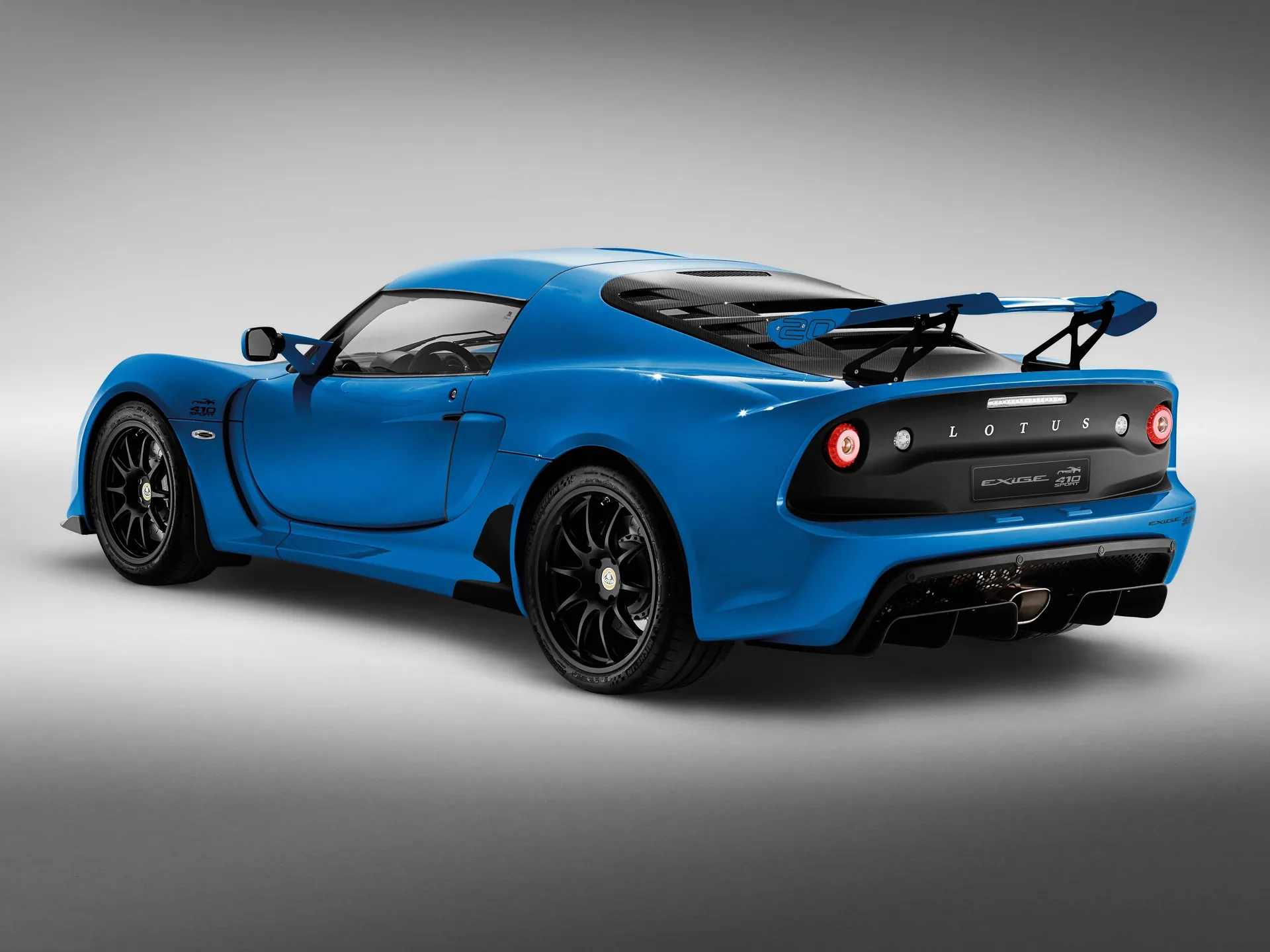 Lotus Exige Sport 410 20th Anniversary Edition (2020) – zadní tříčtvrteční pohled