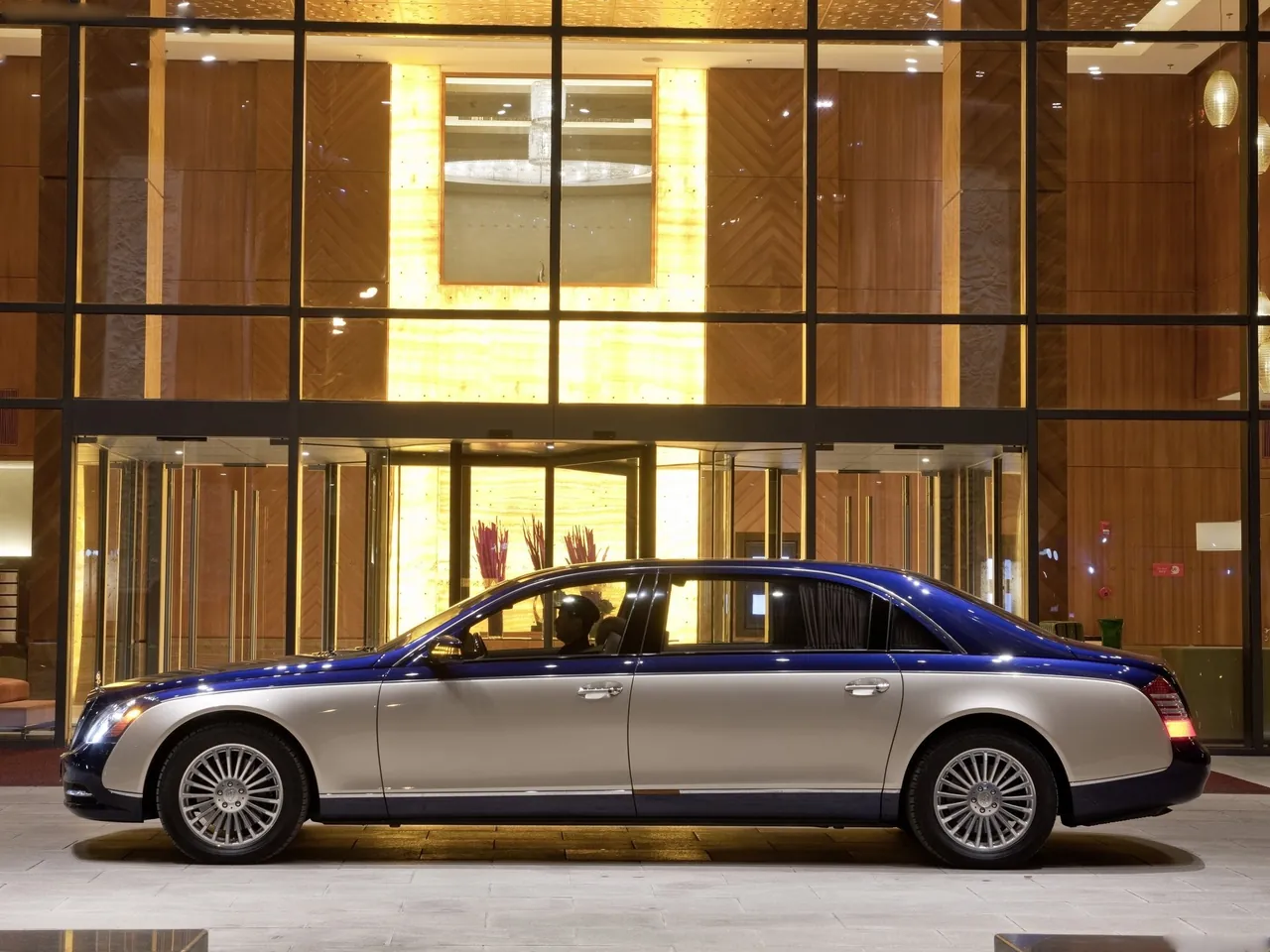 Maybach 62 S (2011) – boční profil